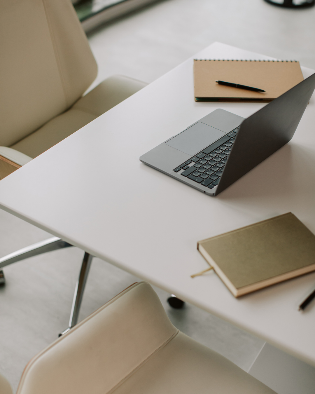 Creating Captivating Digital Content: How to Avoid the Spam-&amp;-Scroll Trap