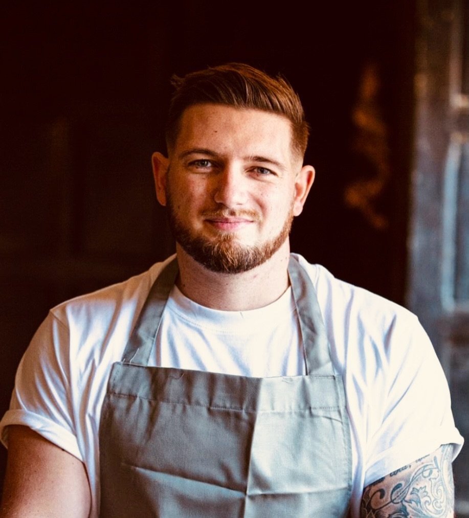 Meet Sam &mdash; the chef behind kore.

With 20 years&rsquo; experience in professional kitchens, Michelin-trained and award-winning, Sam has led teams as head chef and cooked for guests (and celebrities!) across the UK as a private chef.

His food i