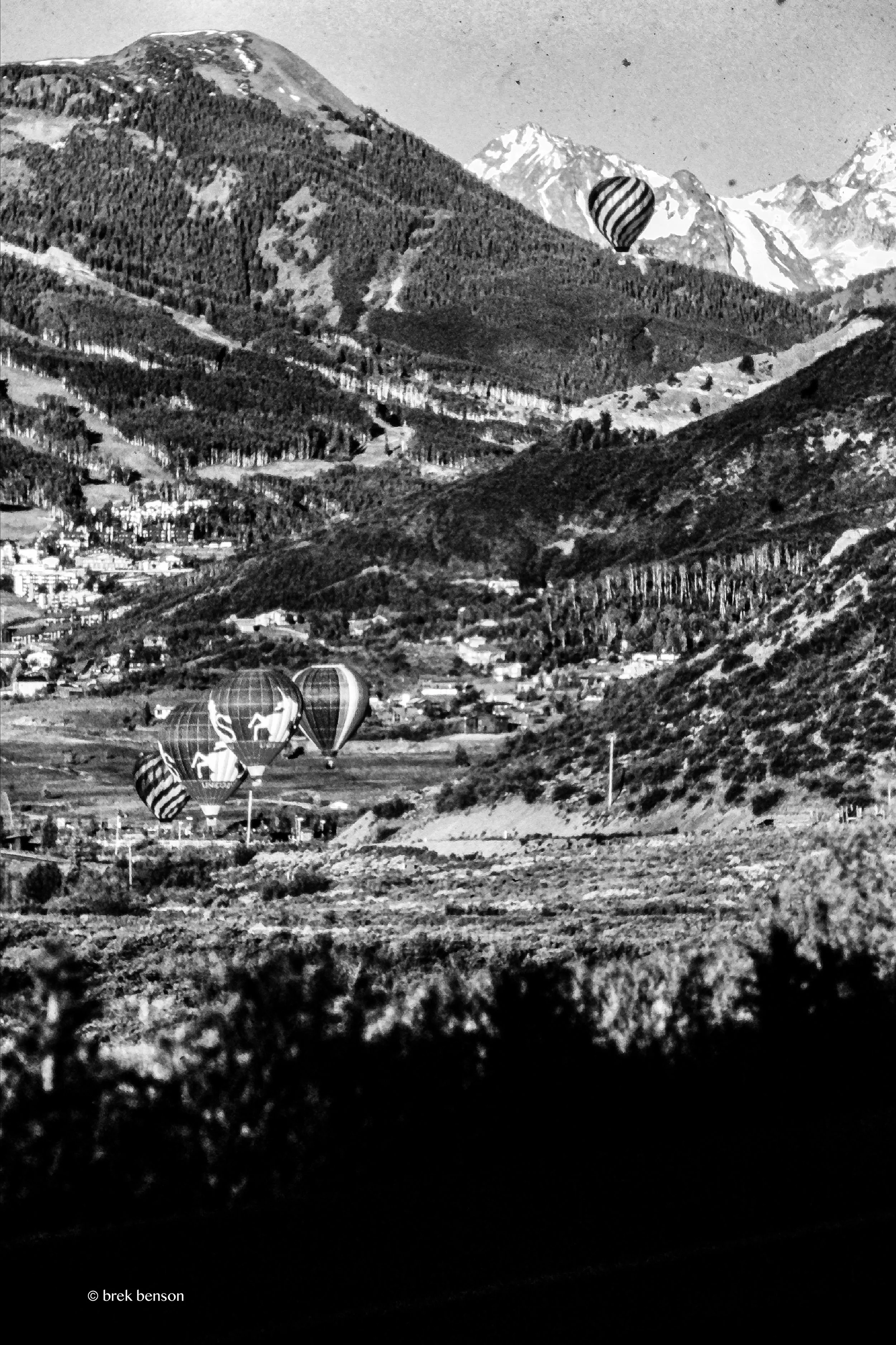 Rocky Mtn balloon festival 300dpi.jpg