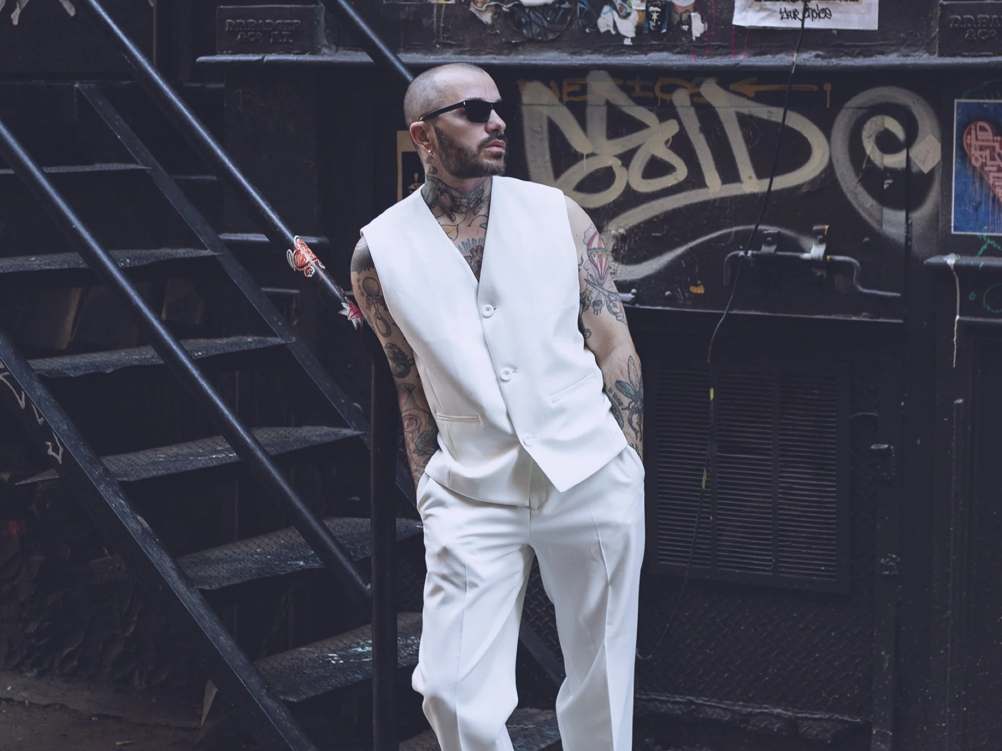 The Art of Calm: Where Light Shapes the Moment 