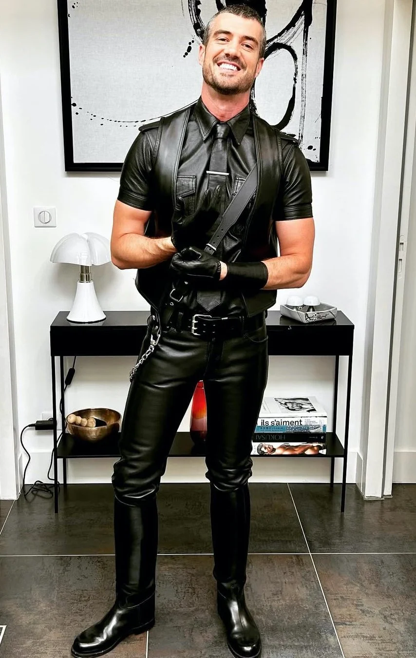 Thibaud wearing full black leather