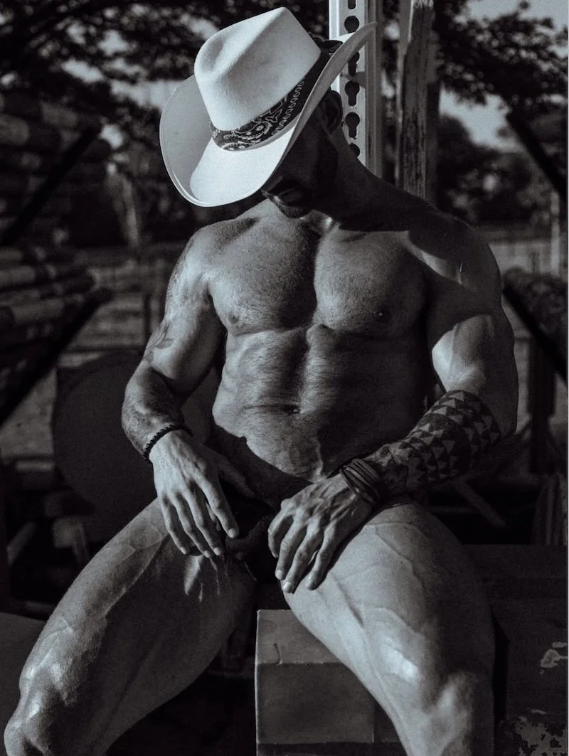 @jasonroux2 by @munro_nel