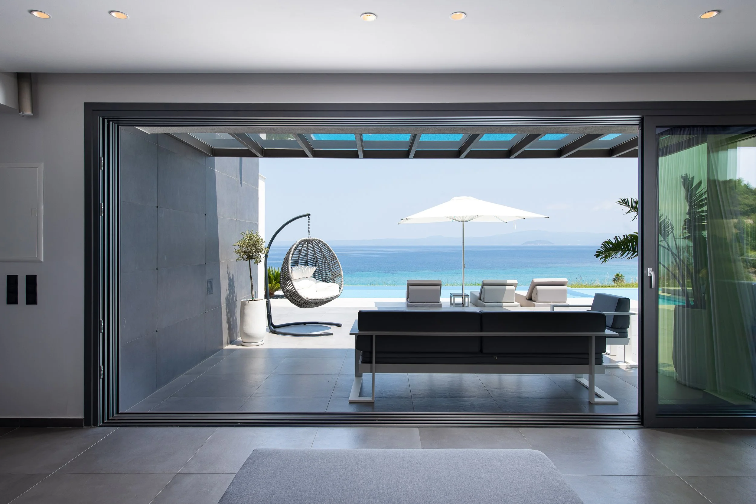 Horizon Dream Villas-Halkidiki- Sapphire Villa Living room (4).jpg