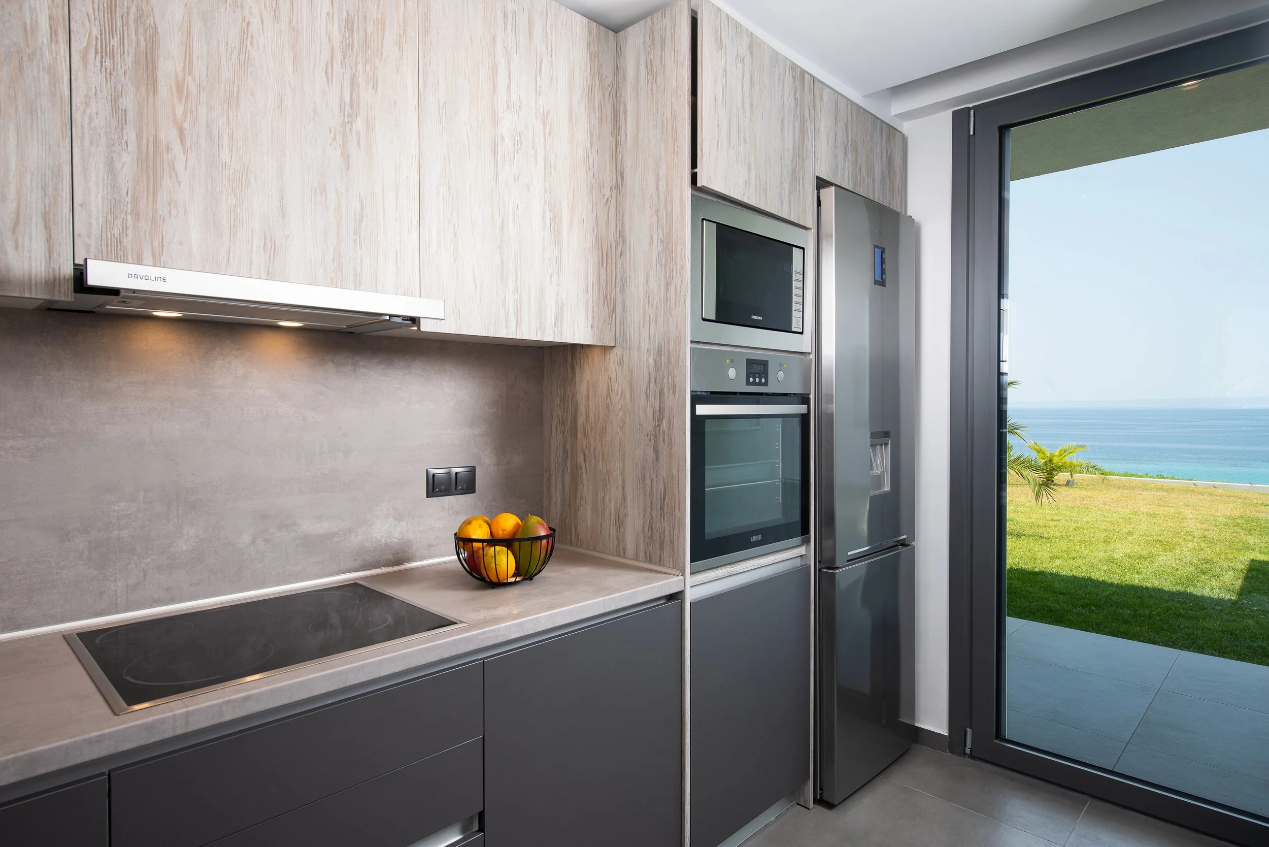 Horizon Dream Villas-Halkidiki- Sapphire Villa Kitchen (2).jpg