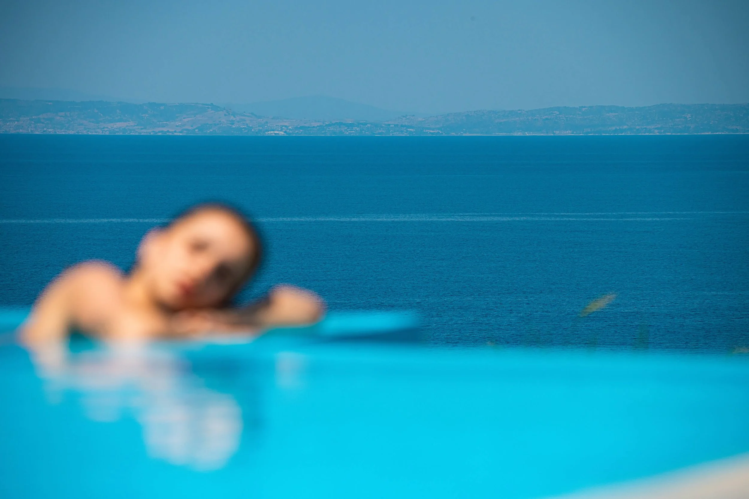 Horizon-Dream-Villas-Halkidiki-Sapphire-Villa-Pool-and-outside area-(14).jpg