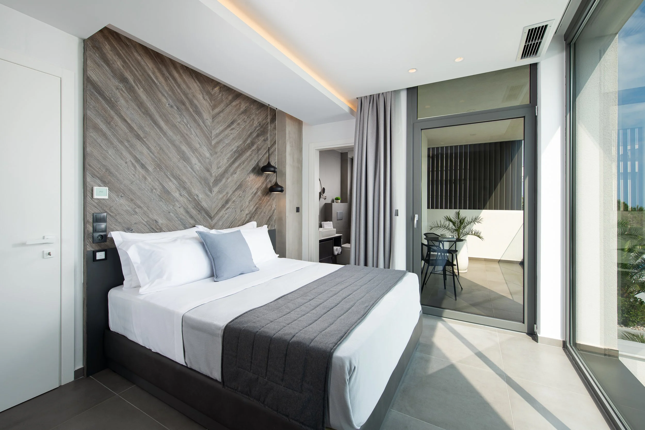 Horizon Dream Villas-Halkidiki- Sapphire Villa bedroom S up (5).jpg