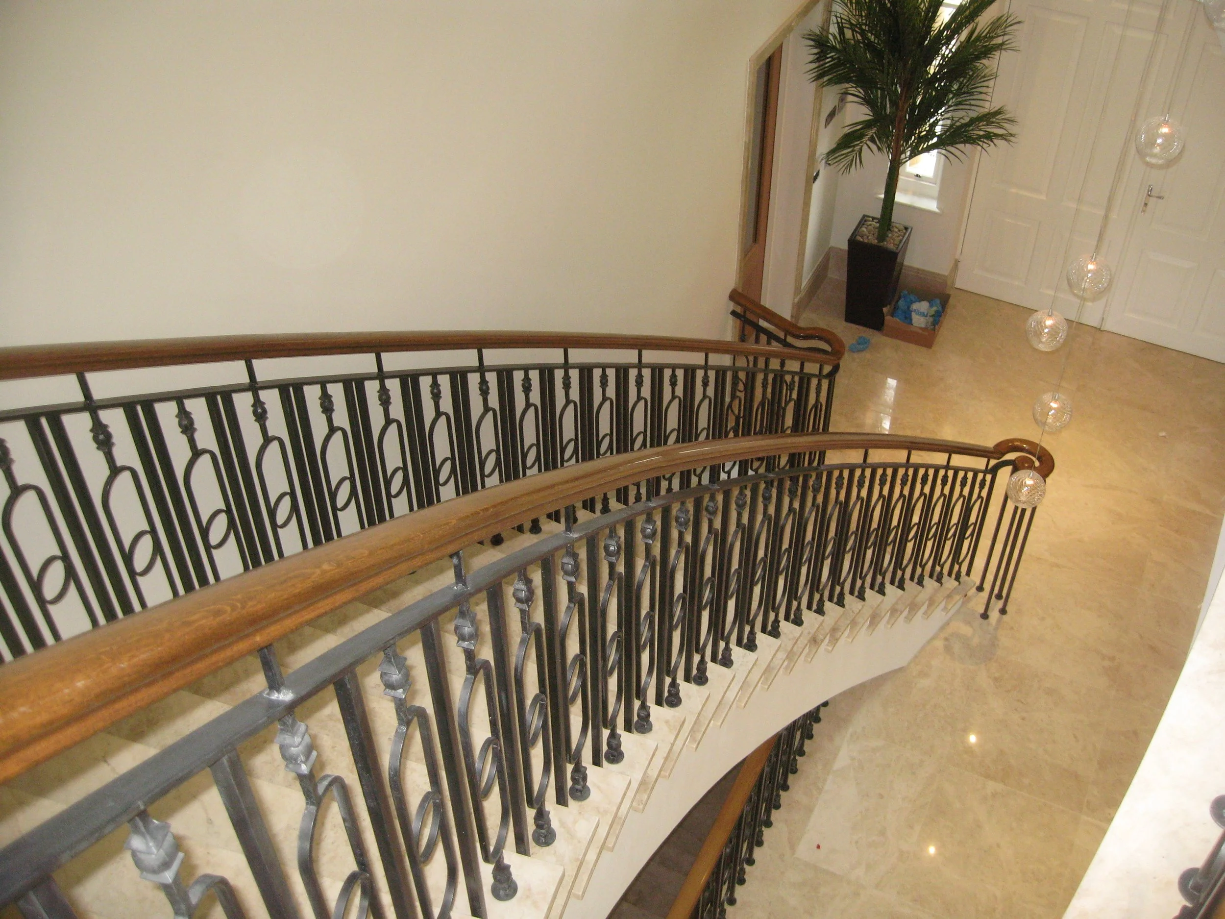 OLD OAK BALUSTRADE 015.jpg