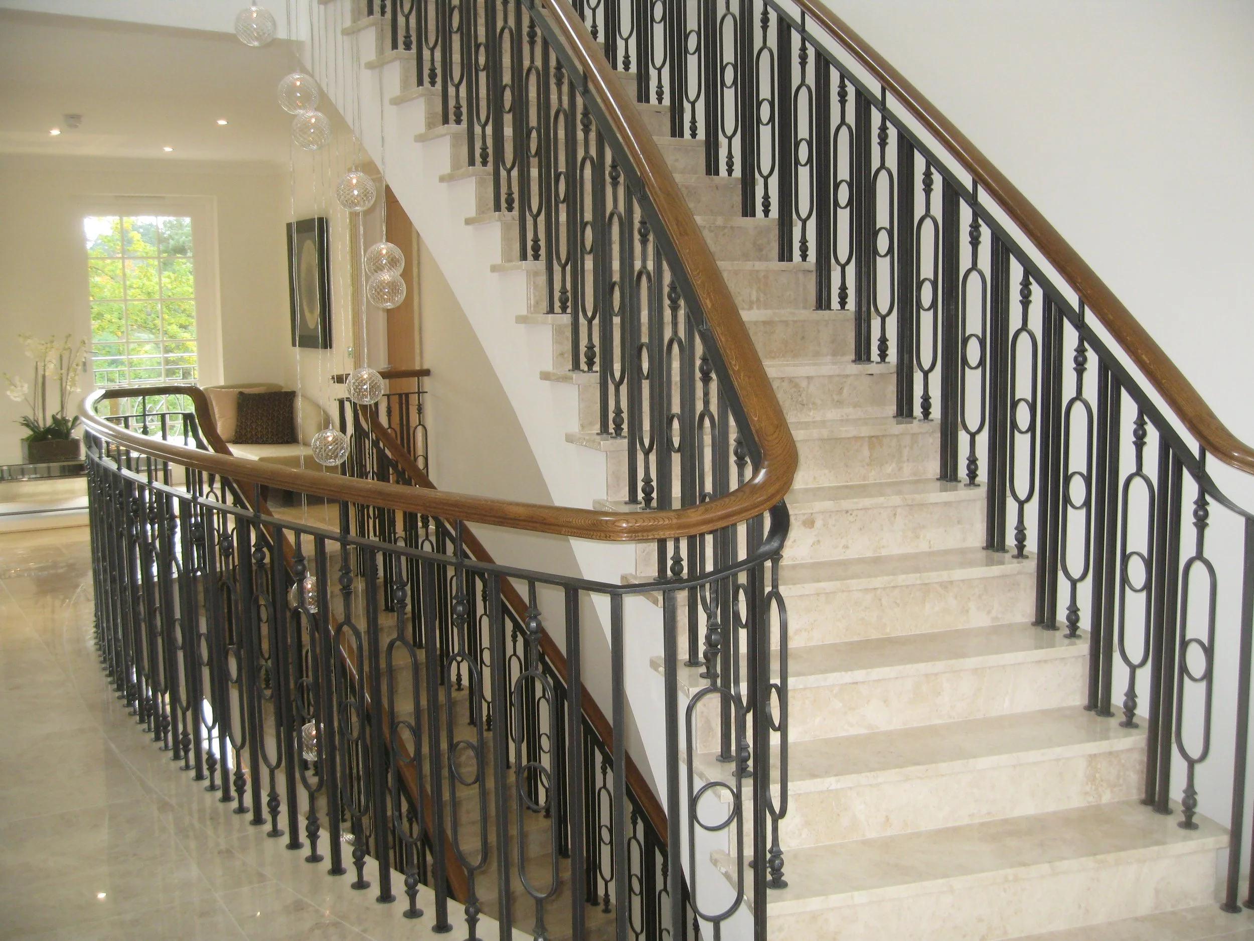 OLD OAK BALUSTRADE 004.jpg