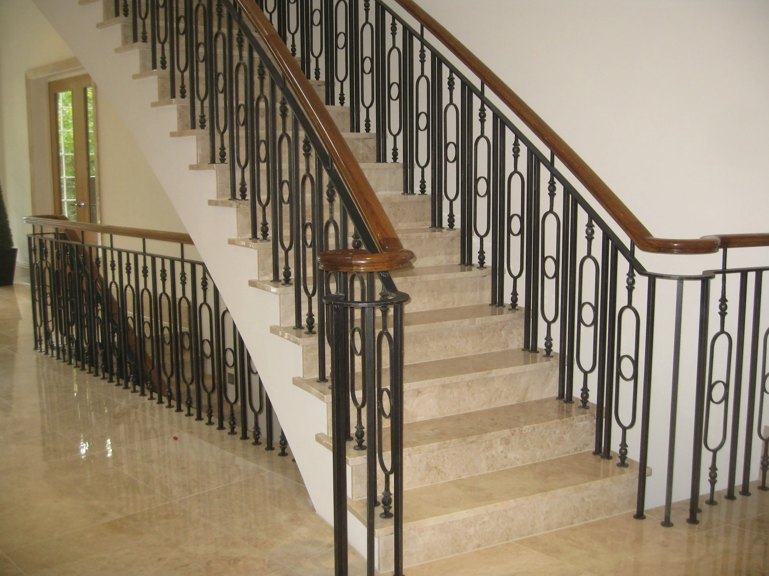 OLD OAK BALUSTRADE 002.jpg