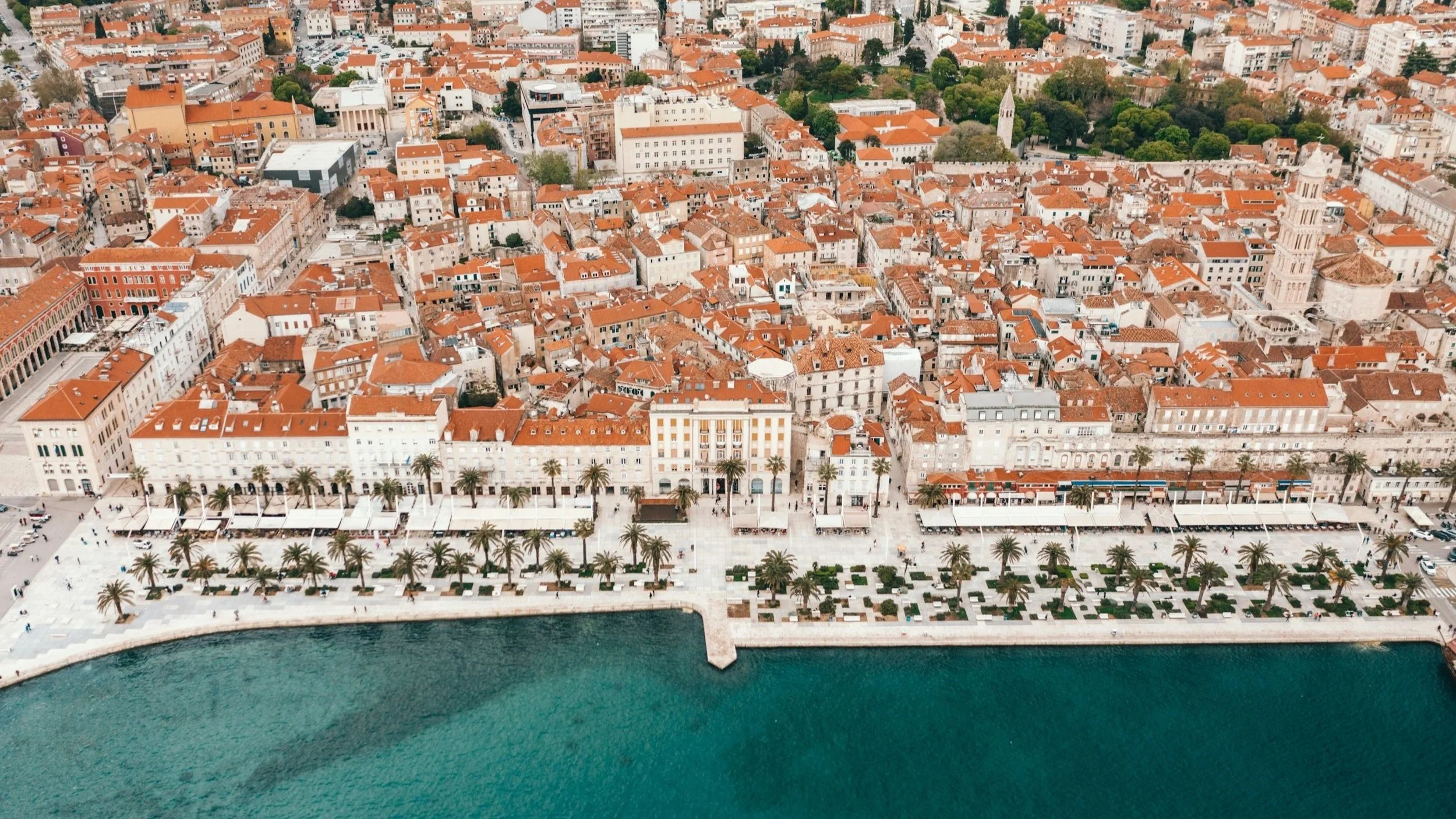 Osnovan Centar za etiku digitalnih komunikacija i algoretiku