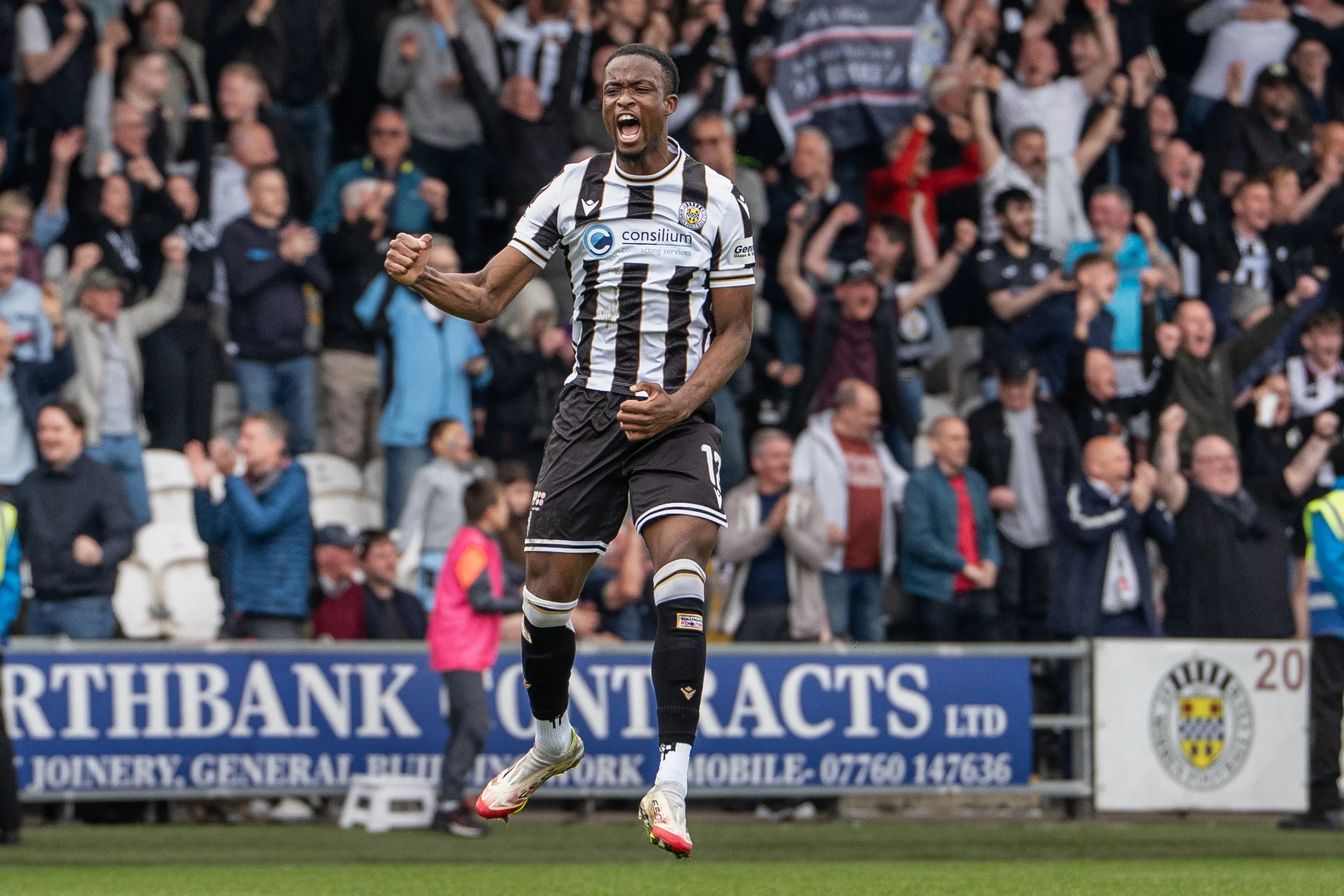 St Mirren Ross County 75.jpg