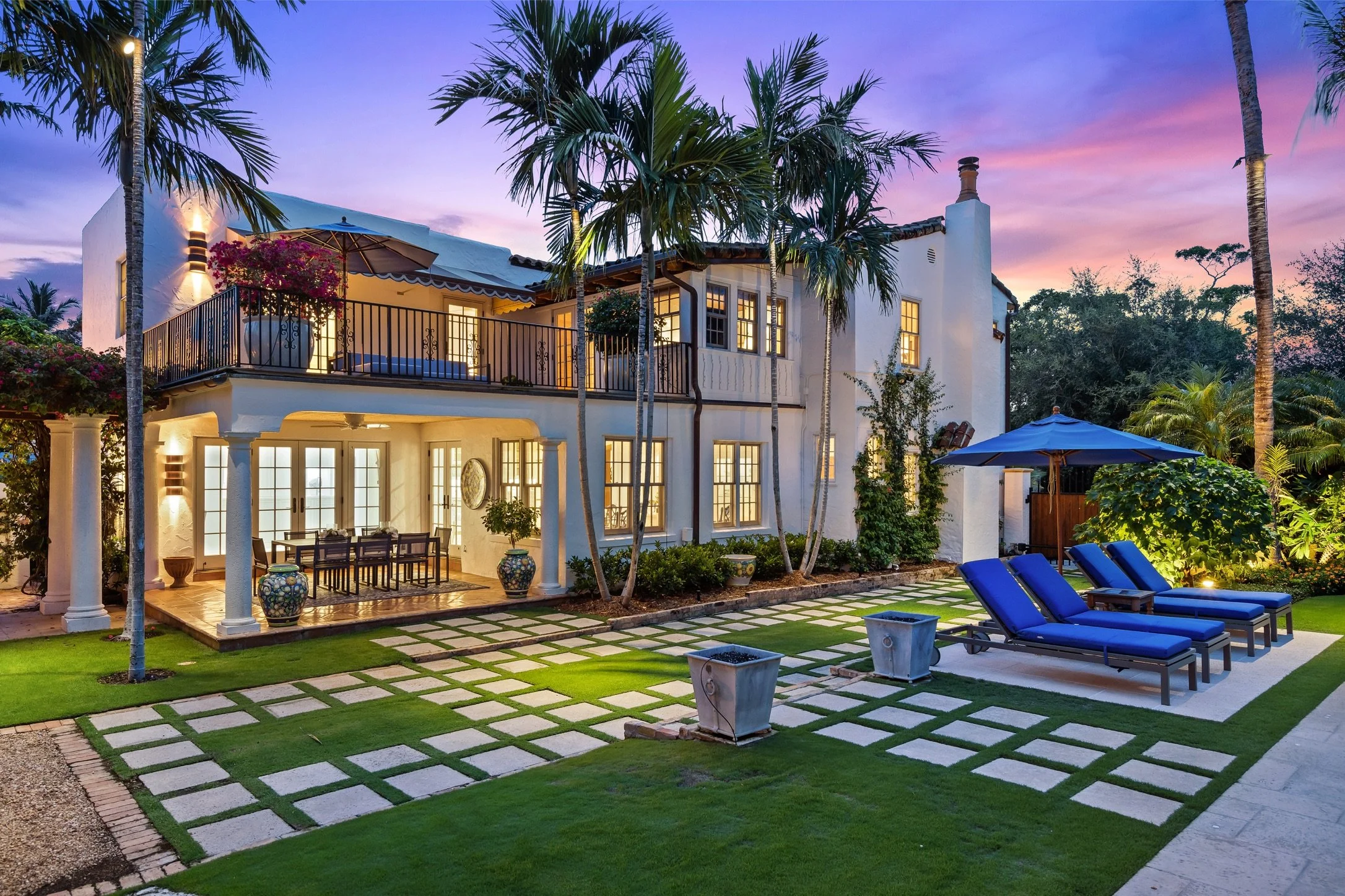 West Palm Courtyard.jpeg