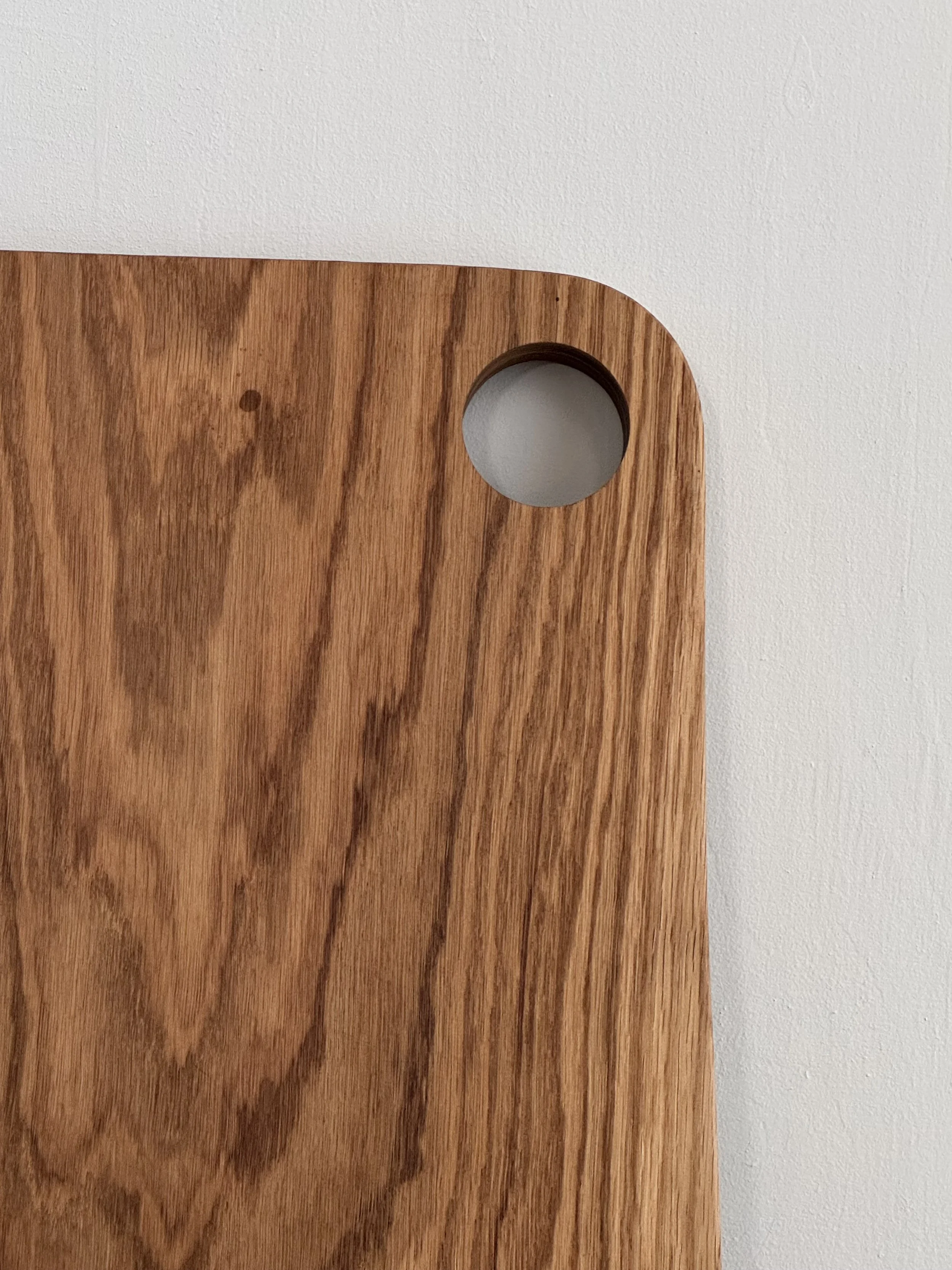 Tabla de Cortar Artesanal de Fresno