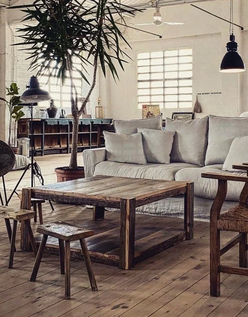 Mesa de Centro de Pino Recuperado