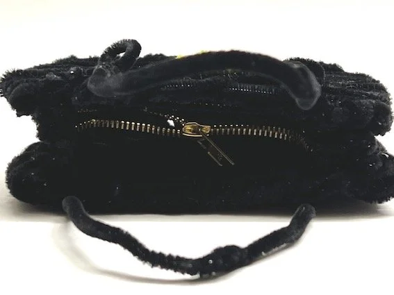 Things do not leak zip low res.jpeg