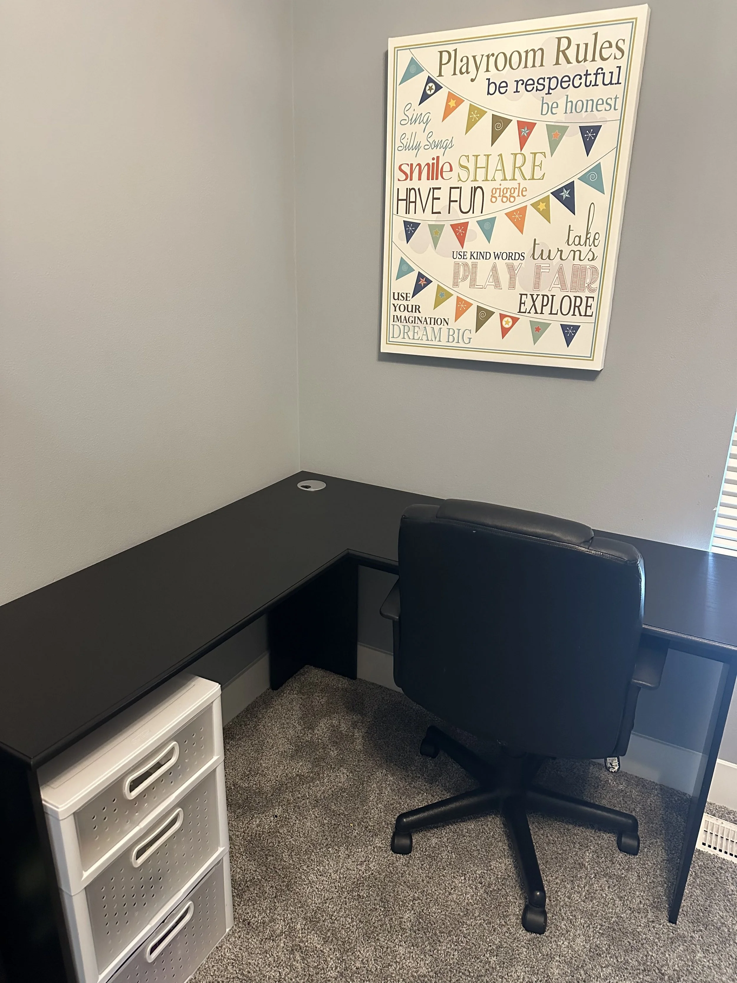 Designing a Functional &amp; Inspirational Kids’ Workspace