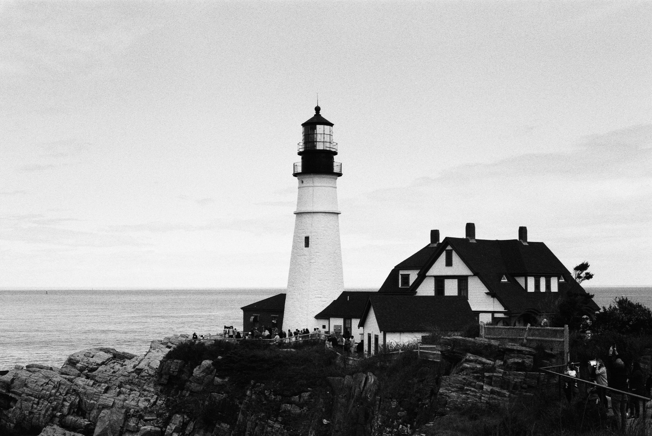 10-2025-black-and-white-film-000067680032.jpg