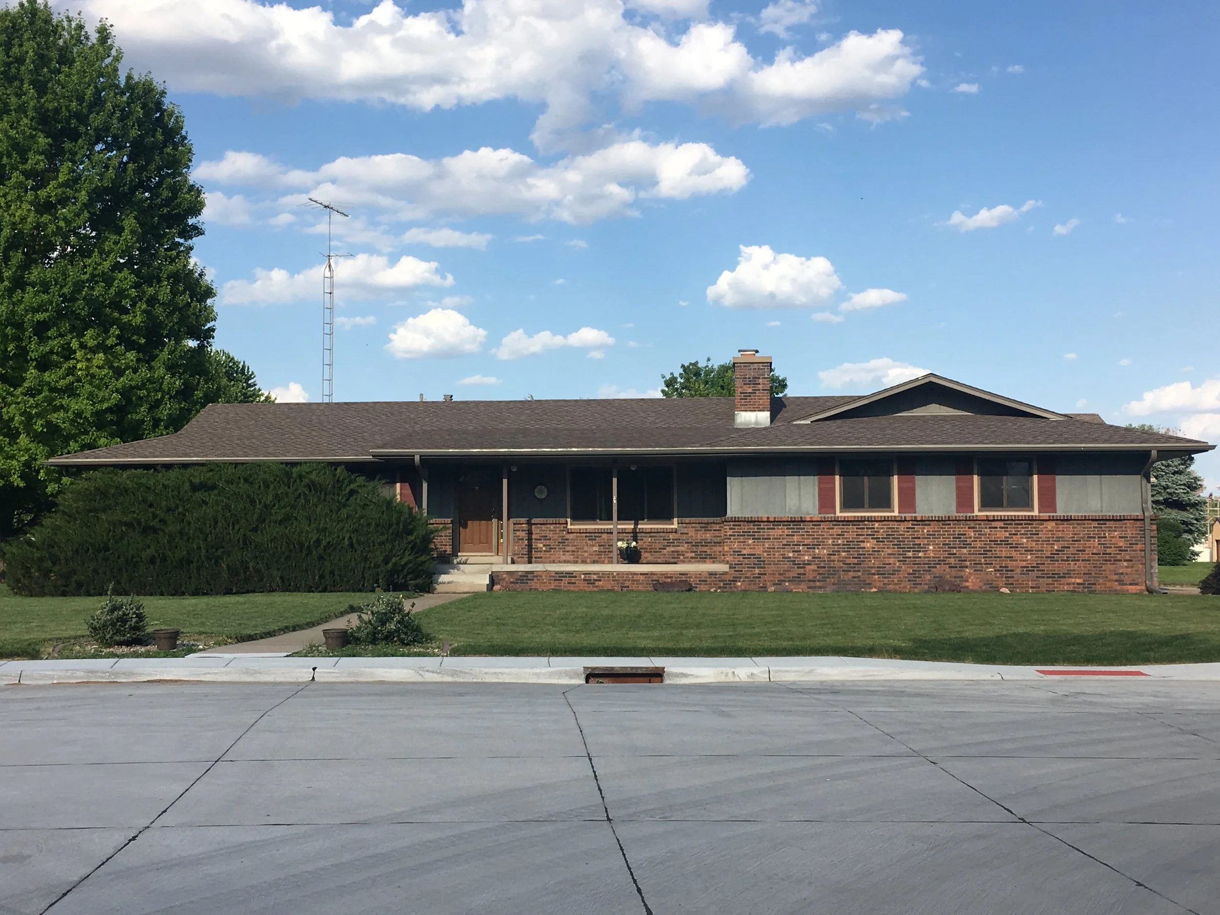 210 Parkview Drive, Schuyler