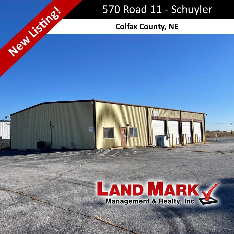 Commercial Building - Schuyler