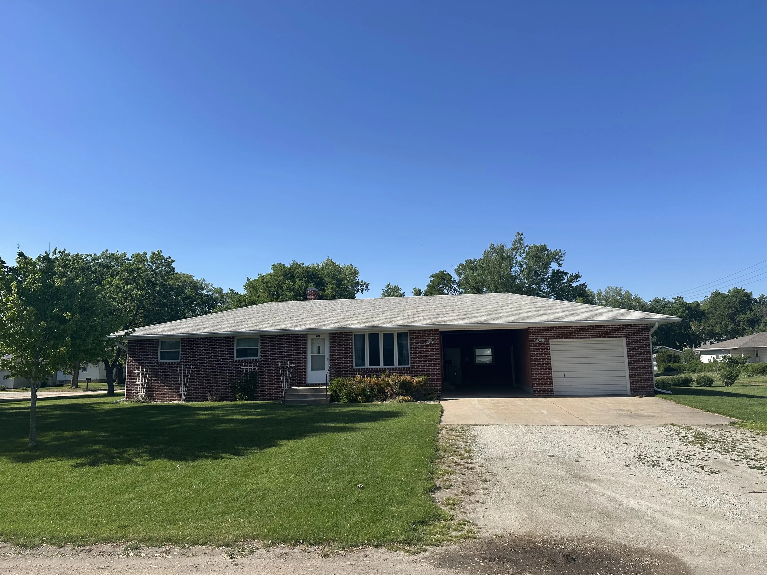 620 W 7th ST - Schuyler