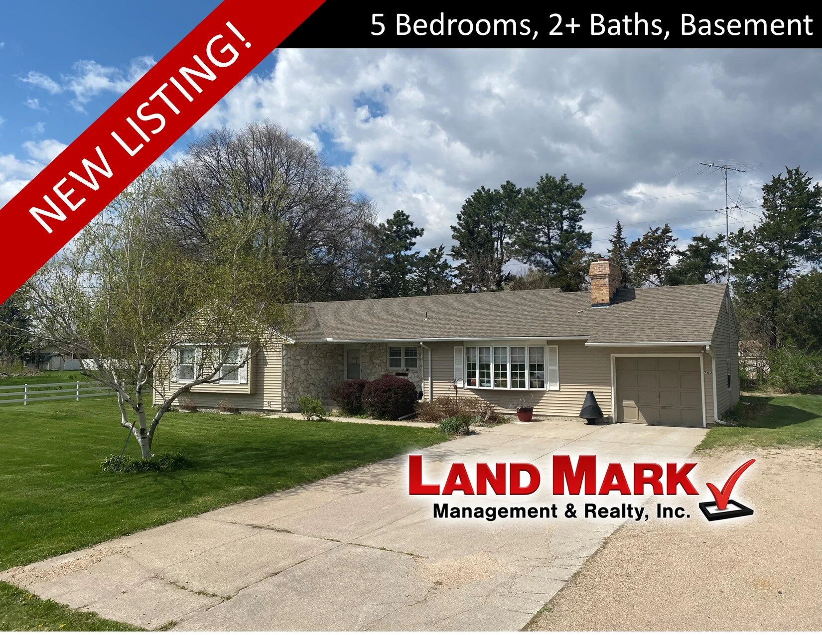 702 Higgins Drive - Schuyler