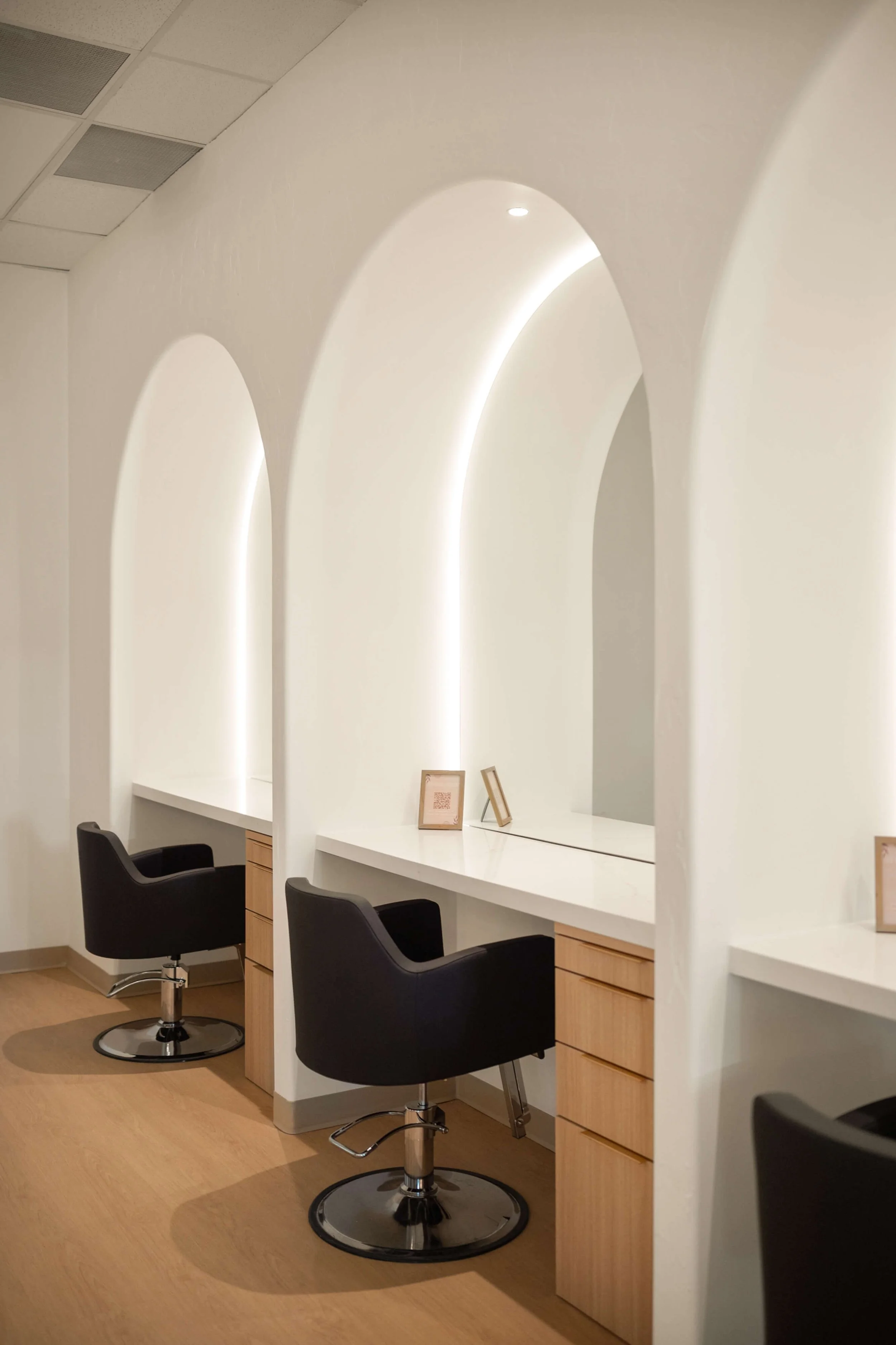 Sparrow Salon_9135 (1).jpg