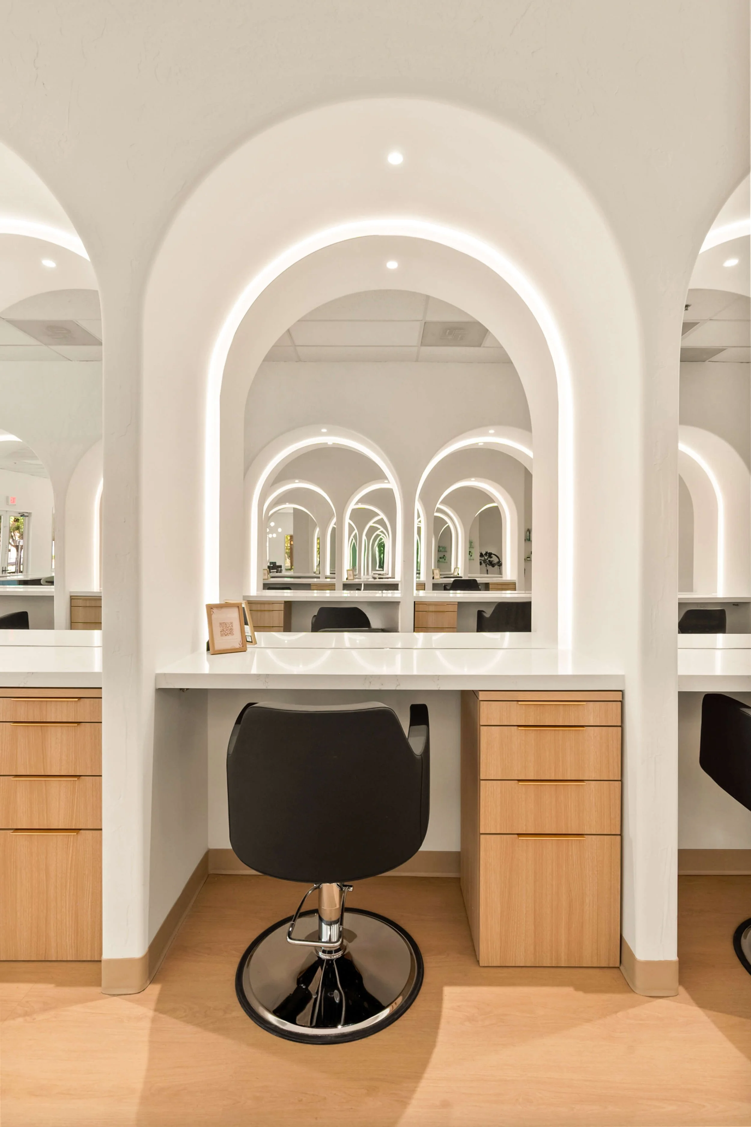 Sparrow Salon_9067 (1).jpg