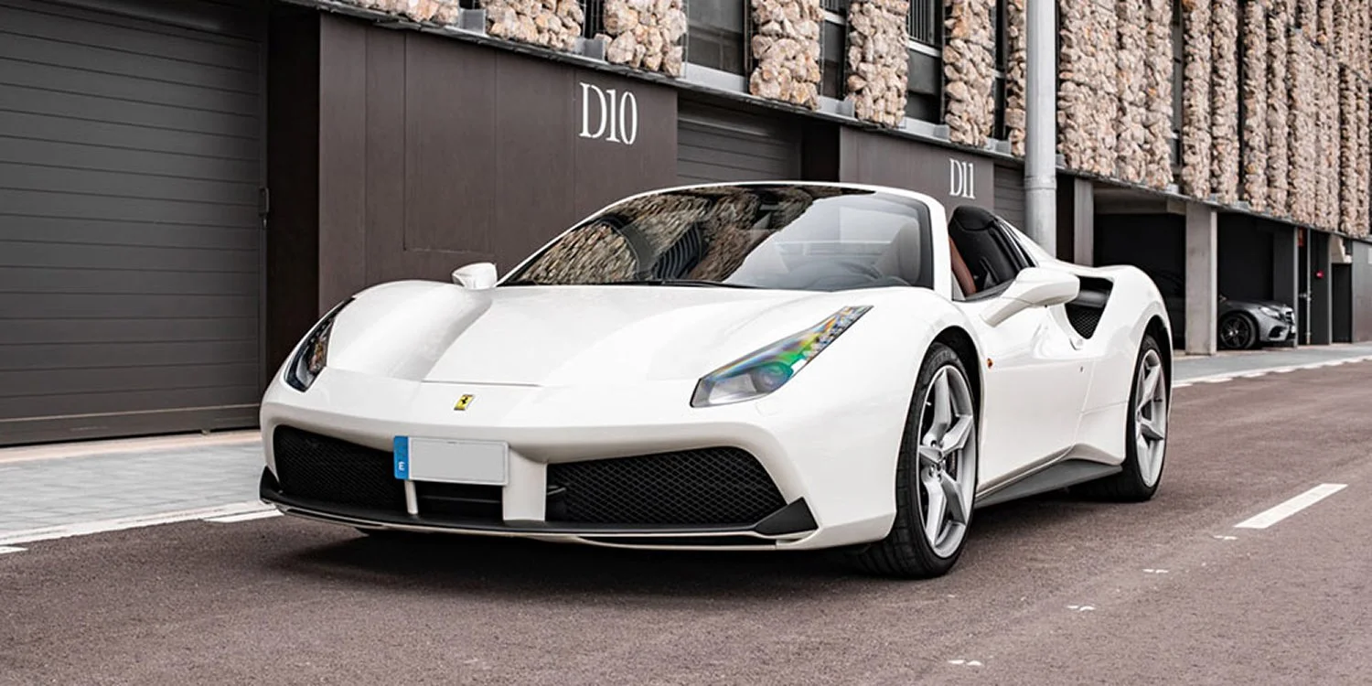 Ferrari 488 blanco