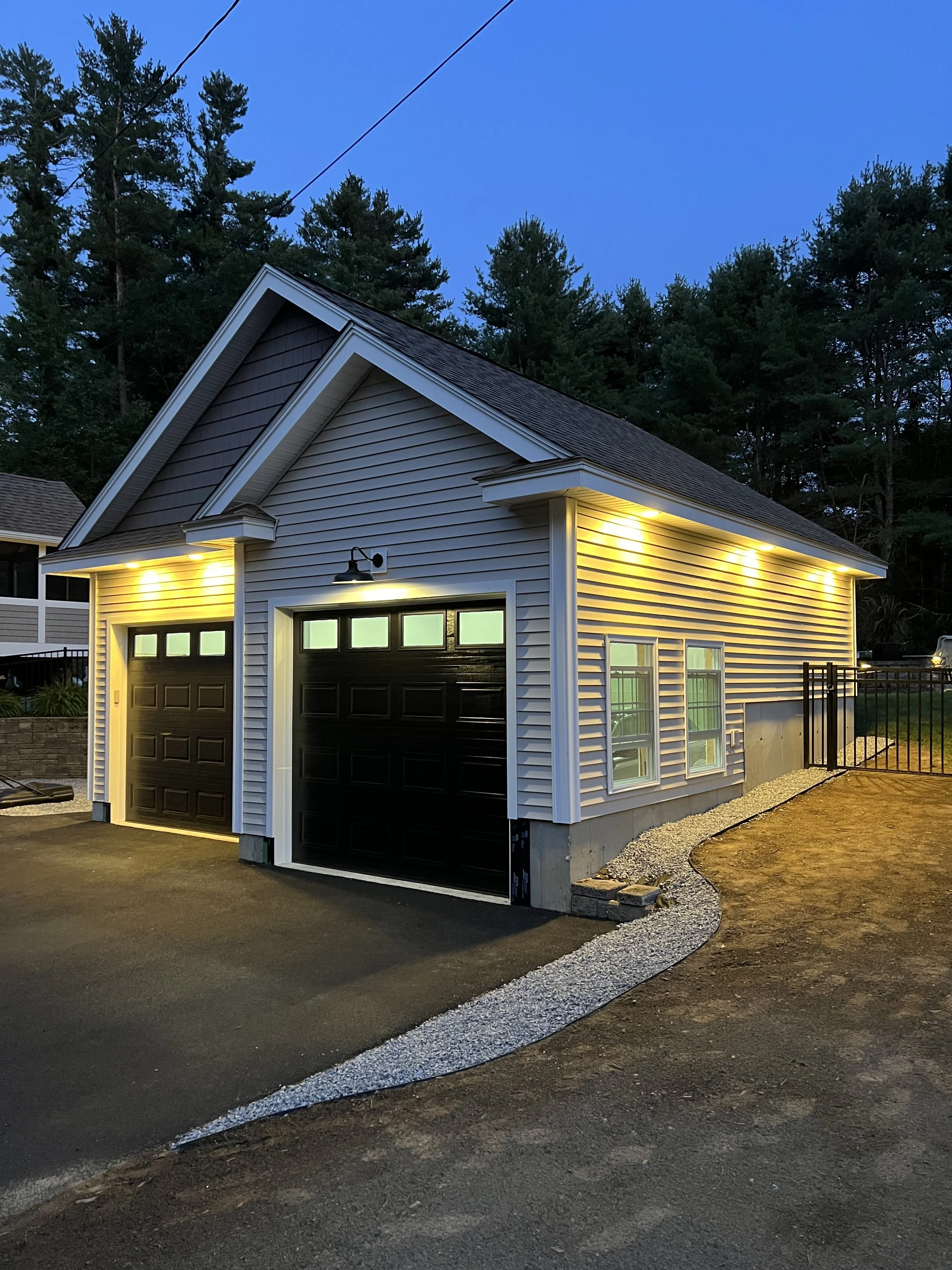 Detached Garage