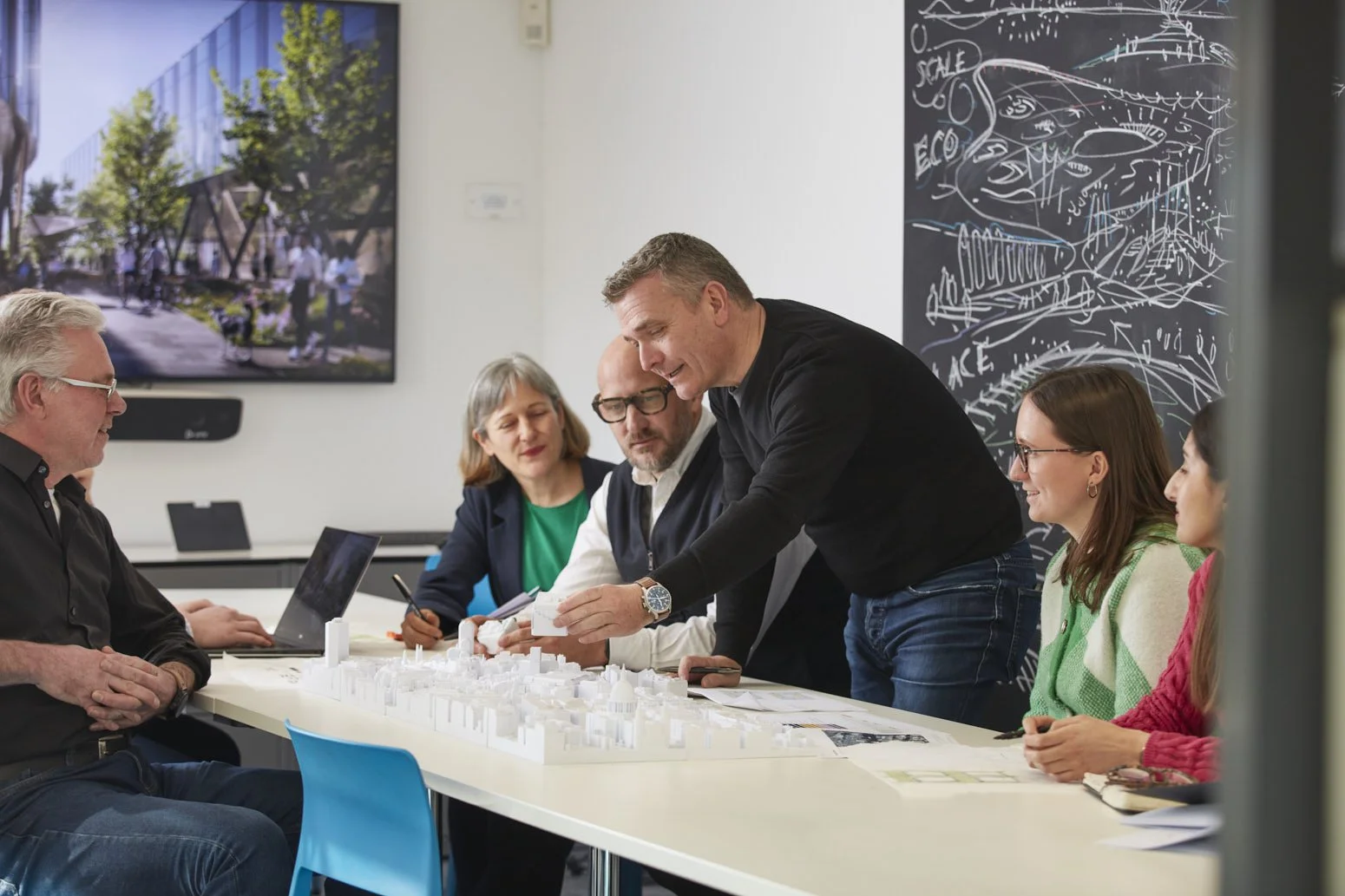 Scott Brownrigg4293.jpg