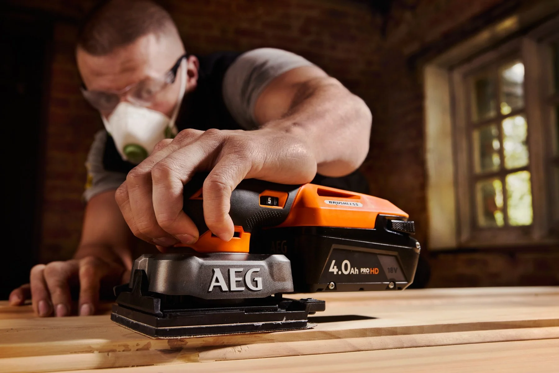 AEG_BFS18SBL_DOOR-117low res.jpg