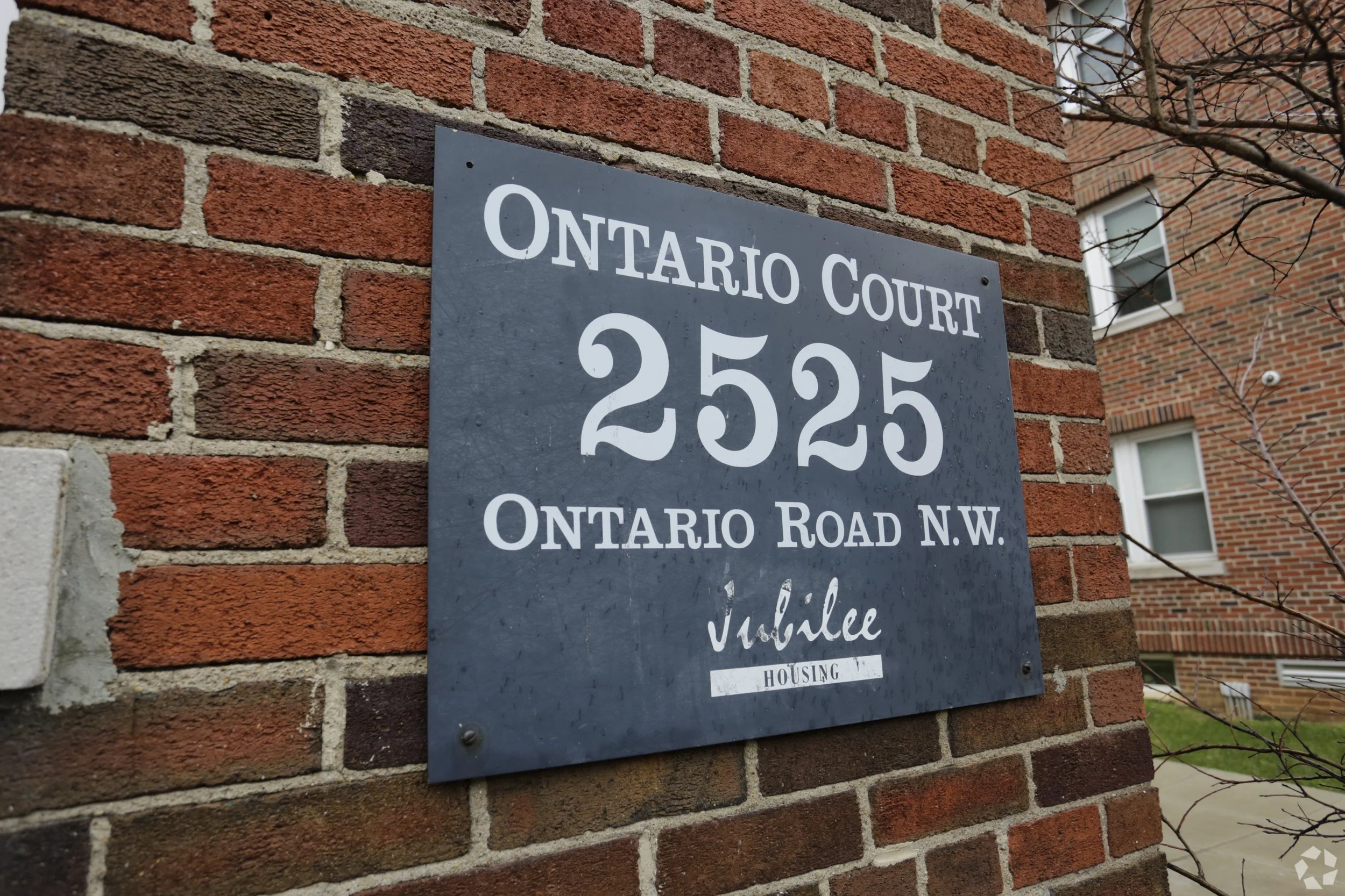 The-Ontario-Court_002.jpg