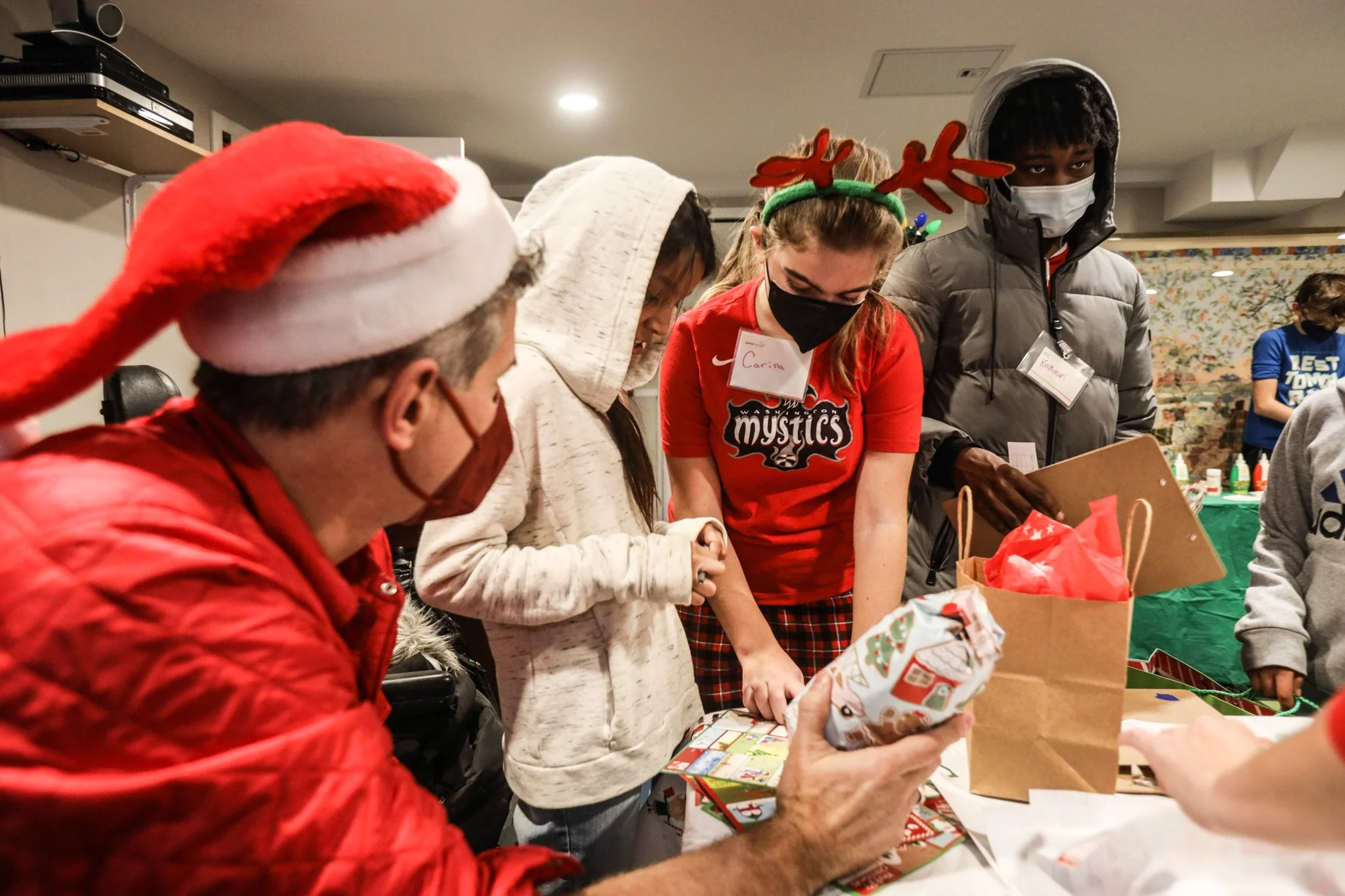 Ringing in the Season with the Elf Store
