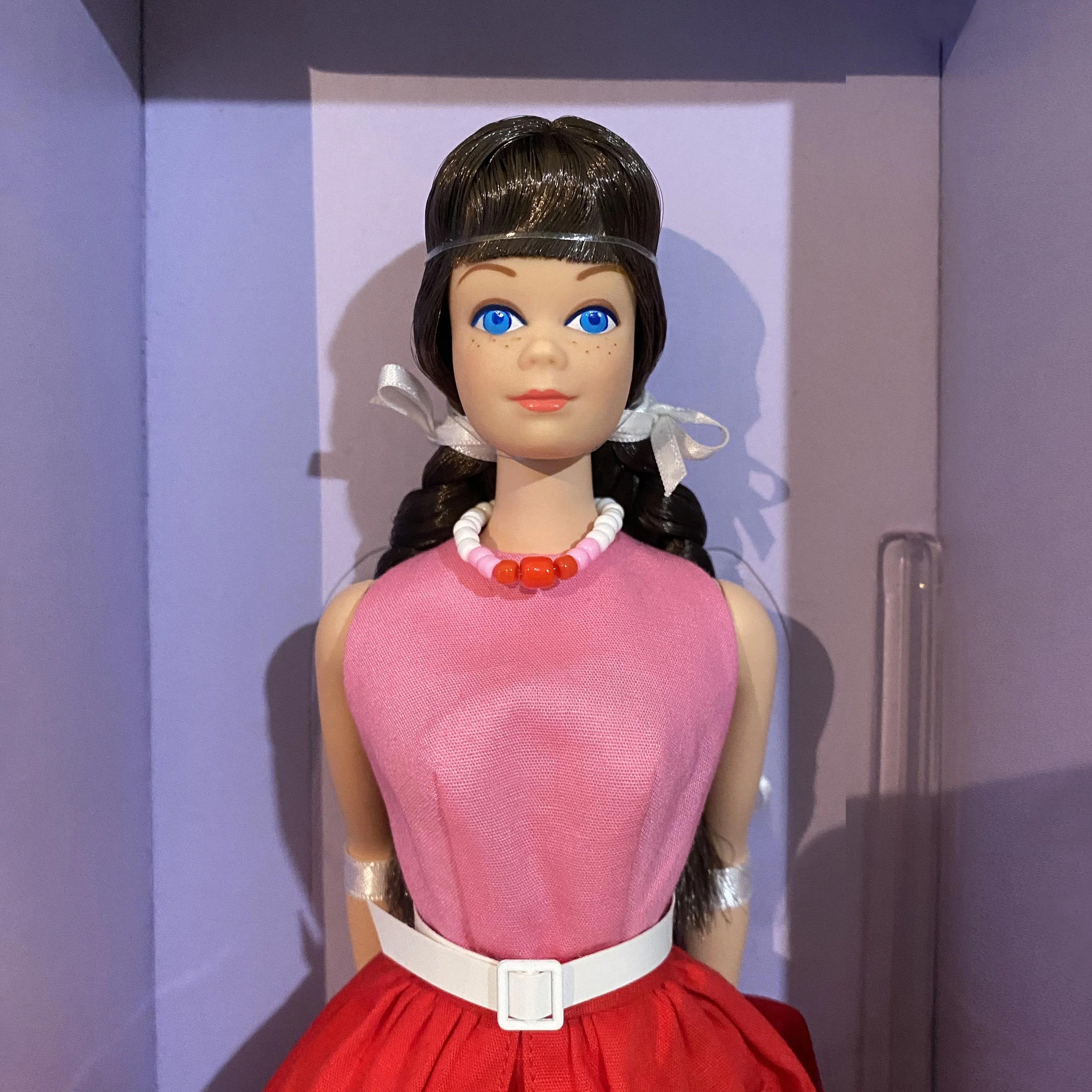 0.CLOSE UP BOXED 02.jpeg