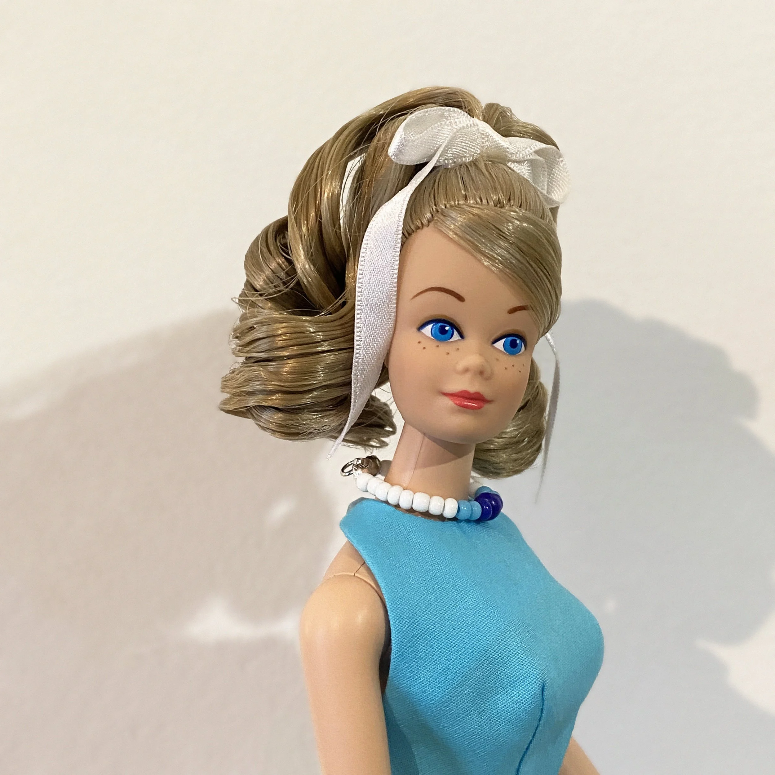 X.REAL CLOSE UP 02.jpeg