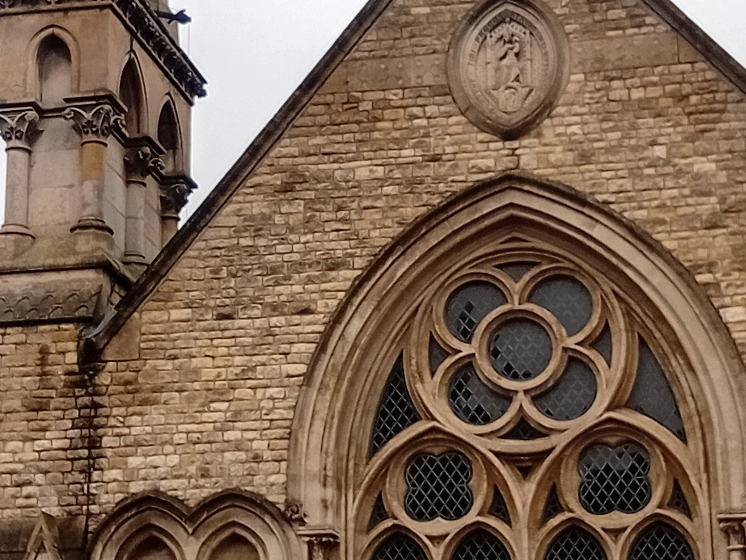 St Mary's Church in Stamford: a beautiful town to relax in. Let me help you streamline your business so that you have more free time to relax with family and friends and take in the beauty of Stamford.