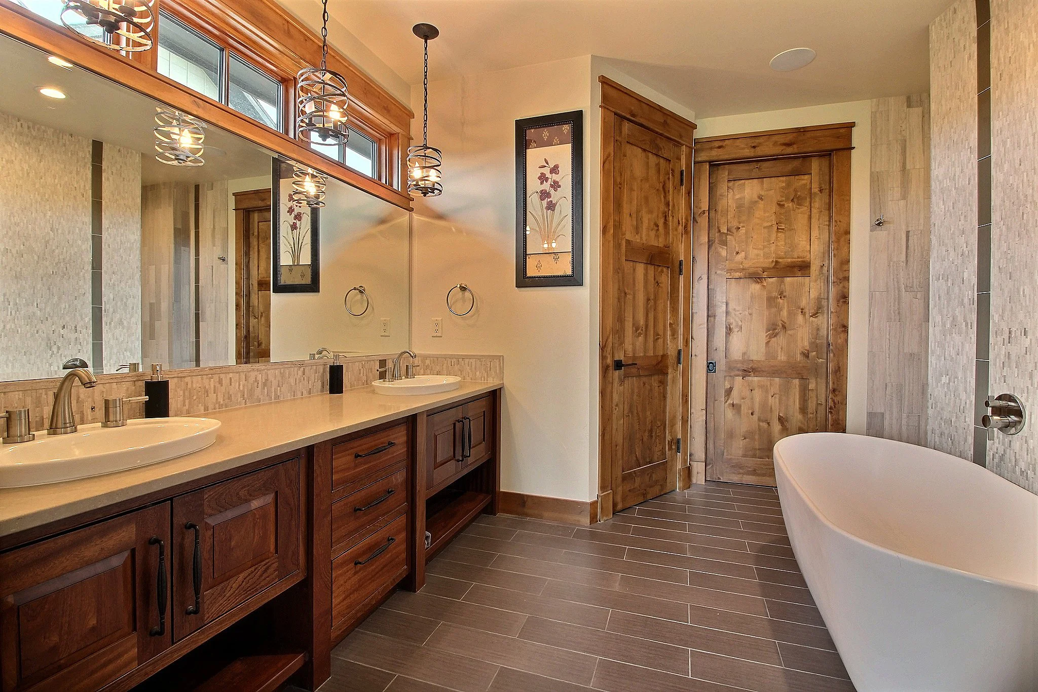 39-Master Bathroom.jpg