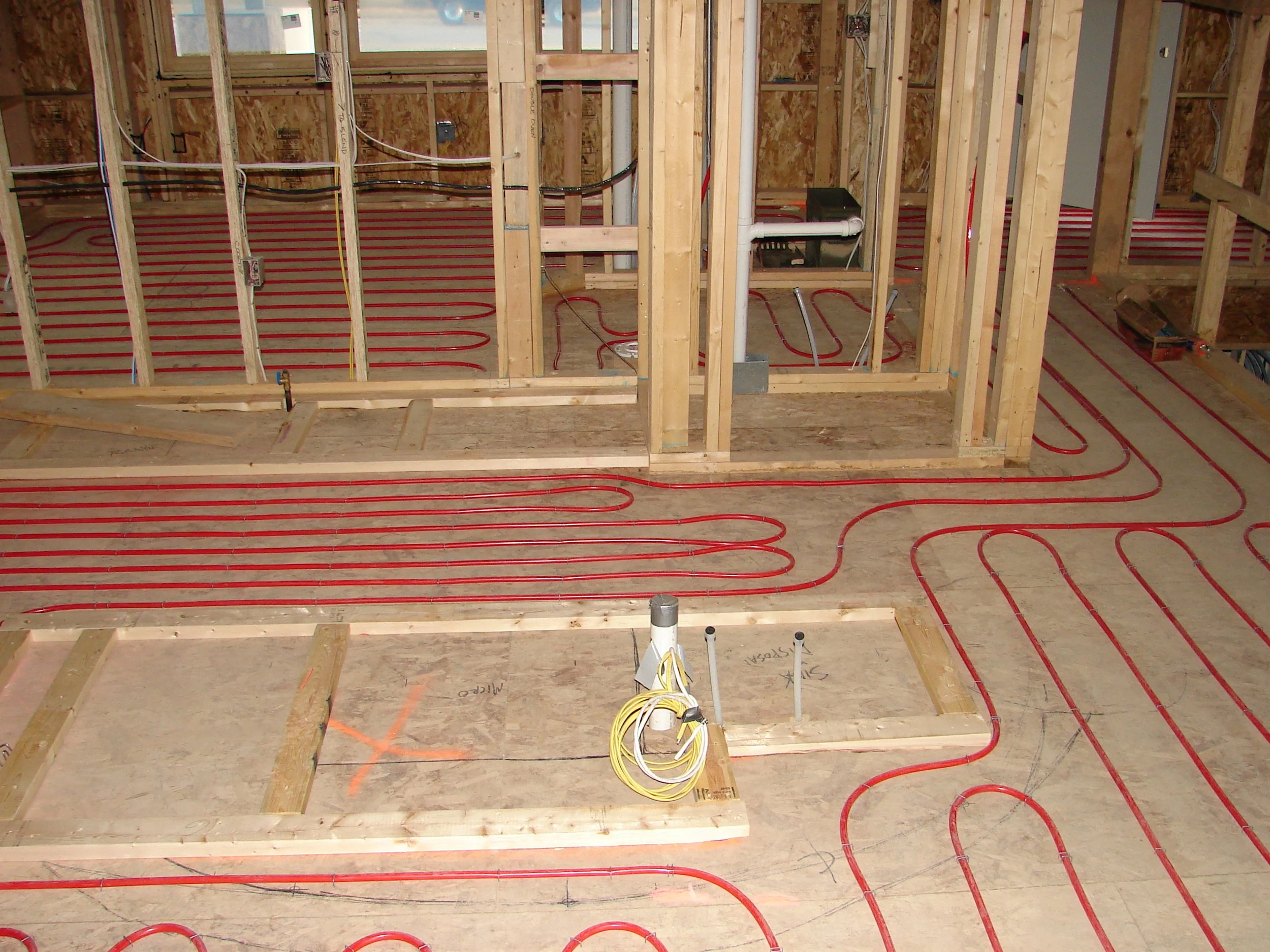 12-Radient floor tubes.jpg