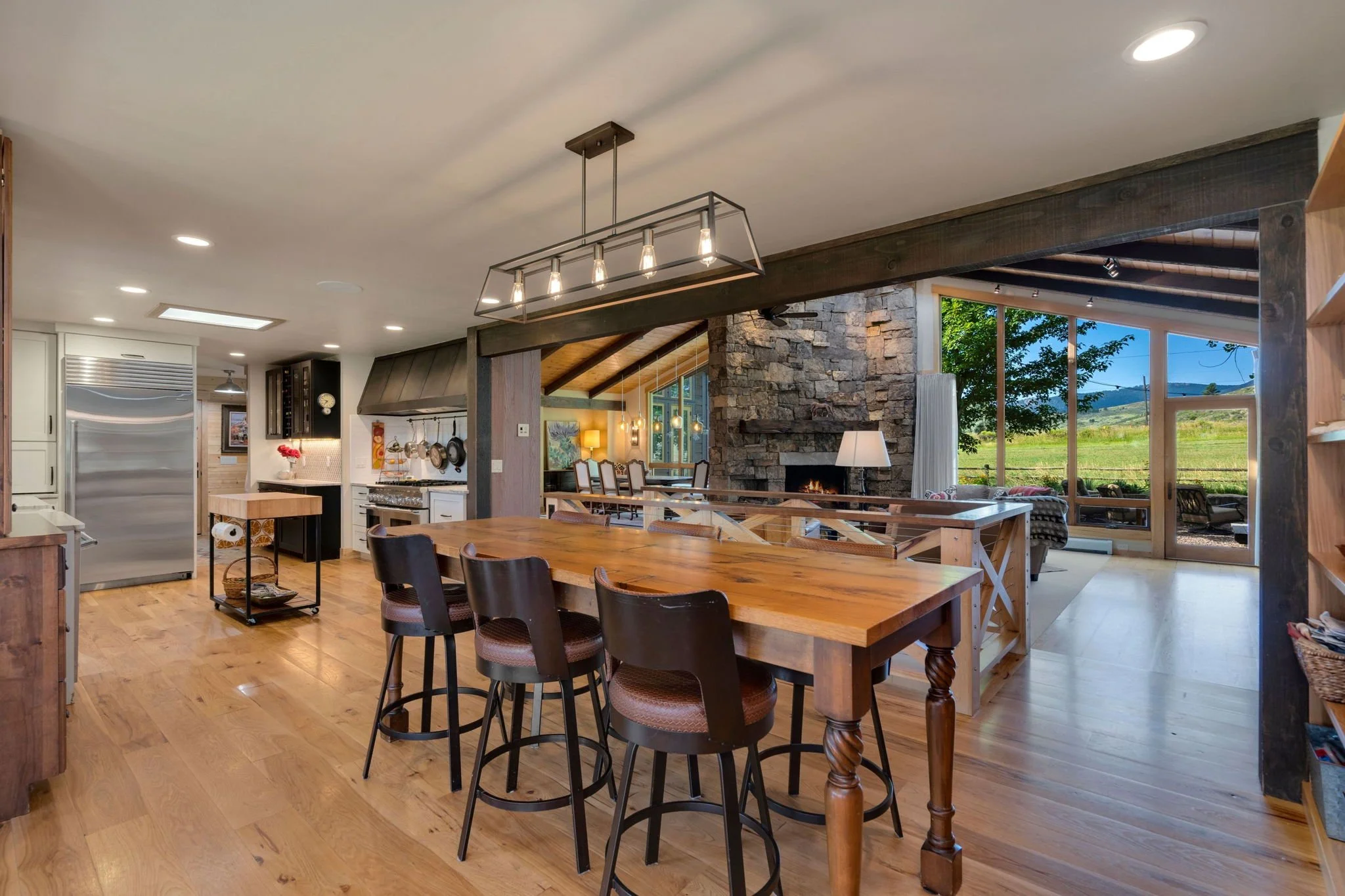 12-web-or-mls-4020 Bingham Hill Rd 12.jpg