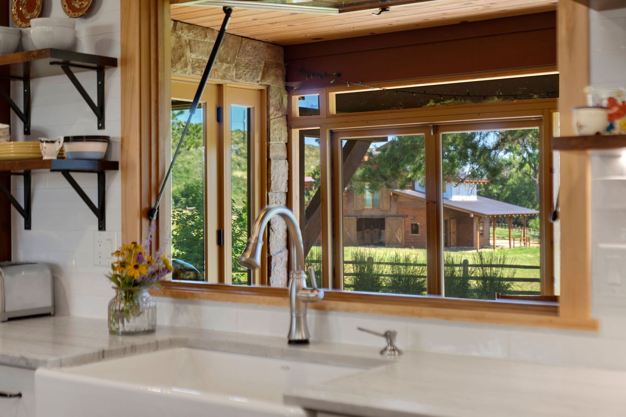 32-web-or-mls-4020 Bingham Hill Rd 32.jpg