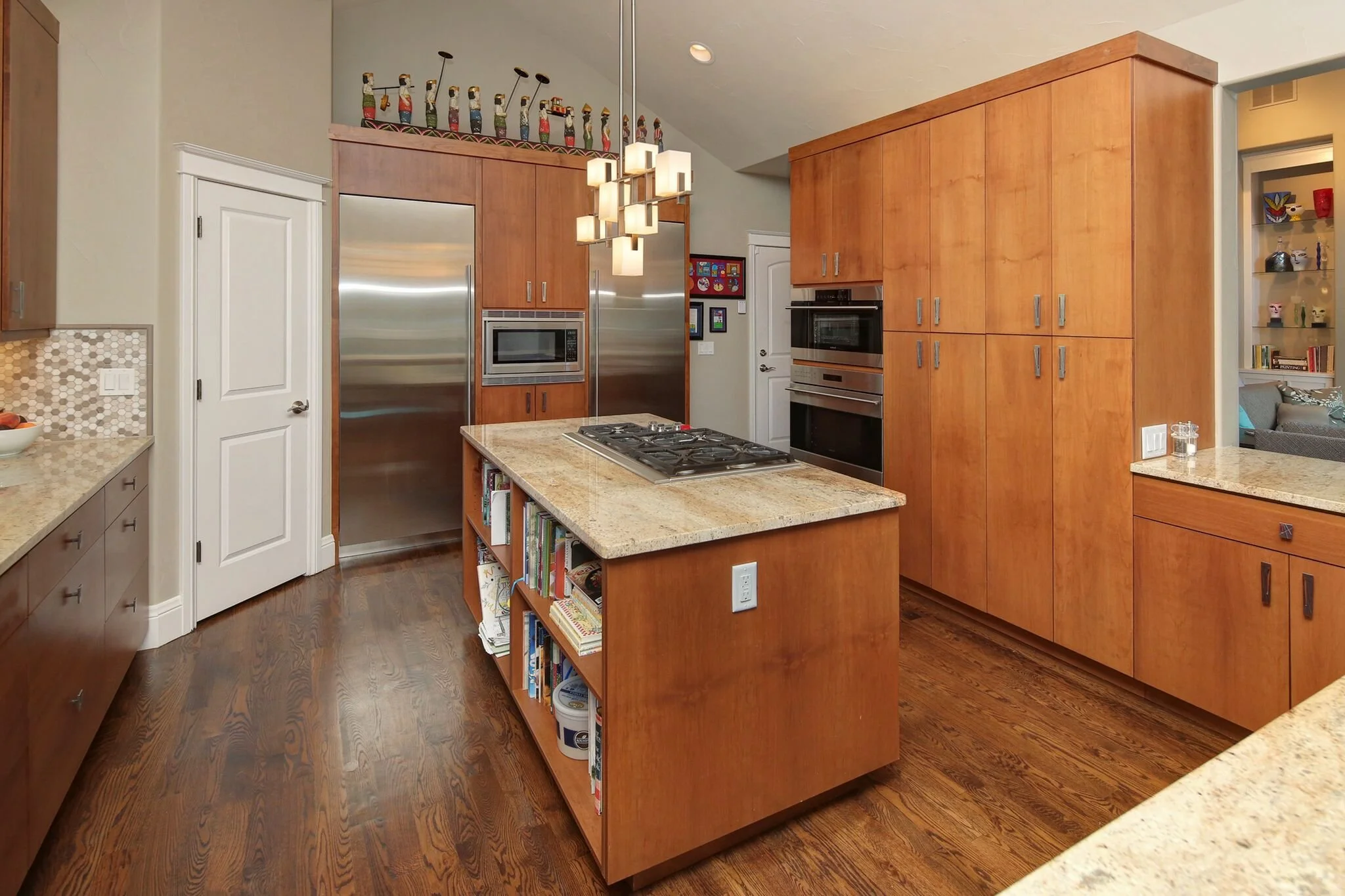 7-Kitchen B.jpg