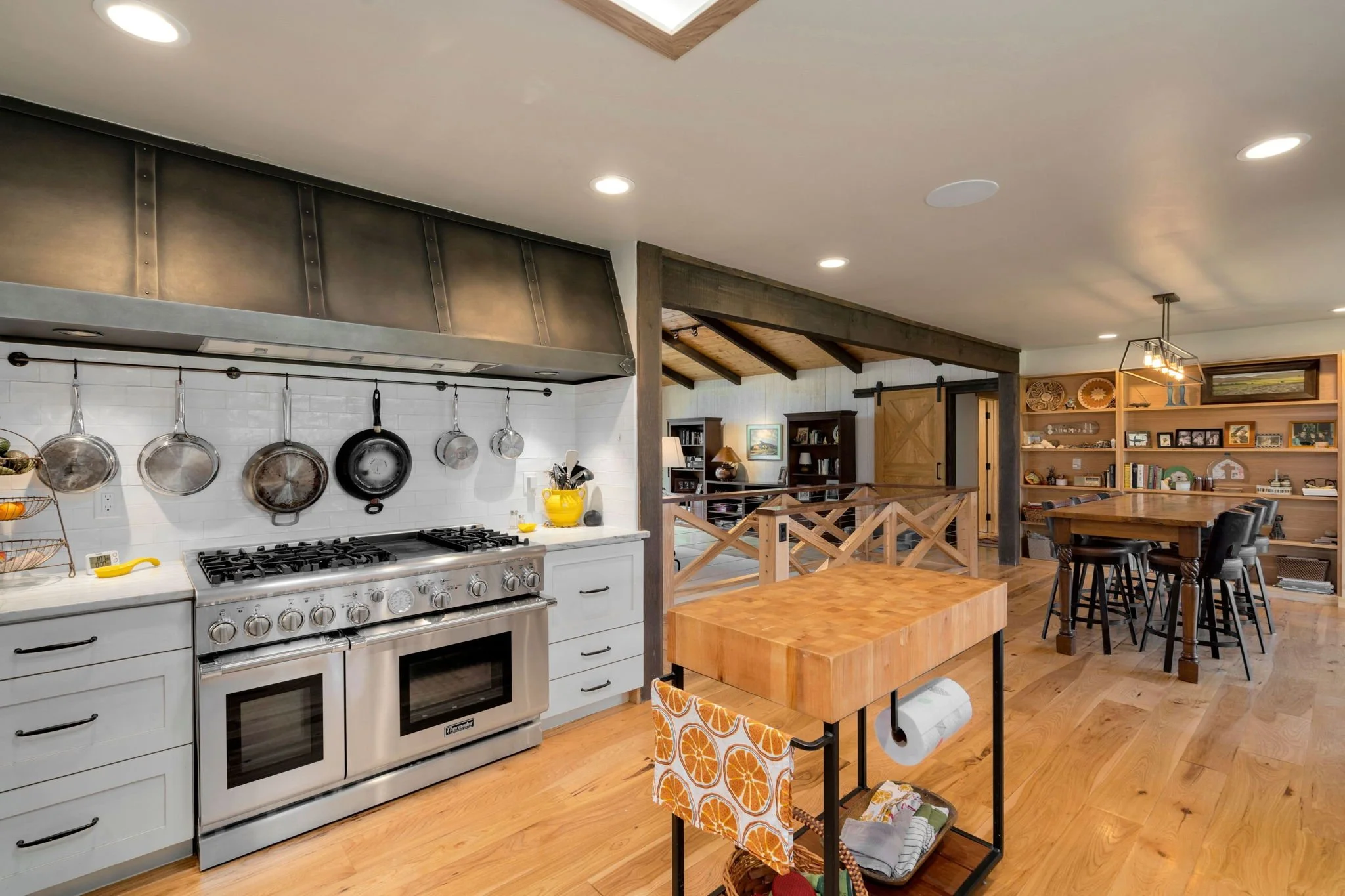 15-web-or-mls-4020 Bingham Hill Rd 15.jpg