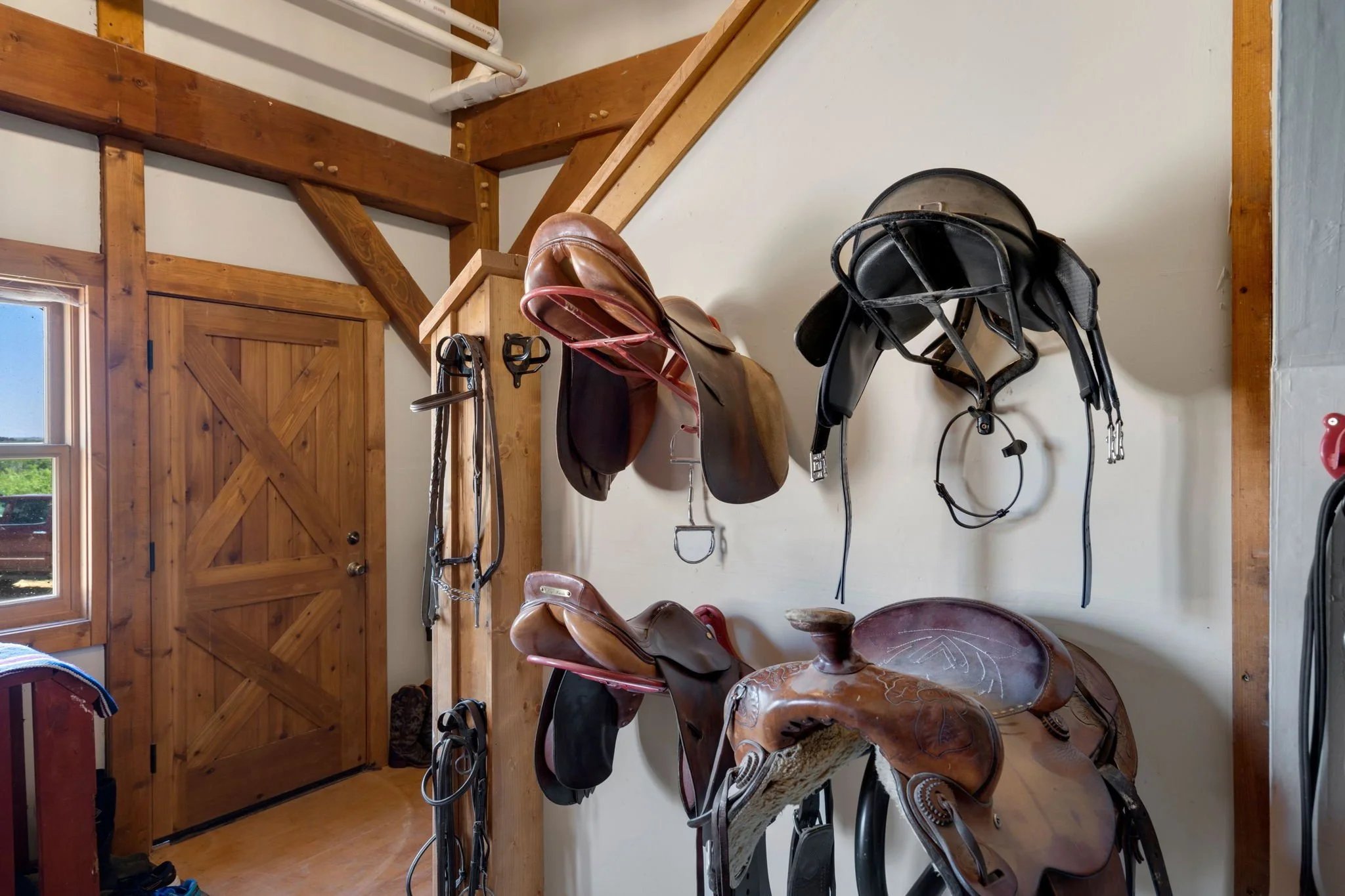 45-web-or-mls-4020 Bingham Hill Rd 45.jpg