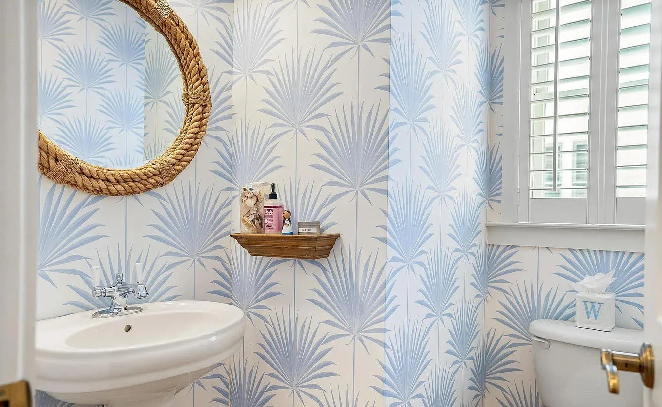 wallpaper installation