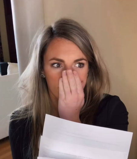 Annie Agar Xfinity #DEFINITELYNOTWATCHINGBASKETBALL