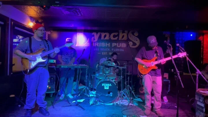 -Something About Us
-China Cat Sunflower 
-First Tube
02.02.2025
&mdash;&mdash;&mdash;&mdash;&mdash;&mdash;&mdash;&mdash;&mdash;
Lynch&rsquo;s Irish Pub
Jacksonville Beach, FL