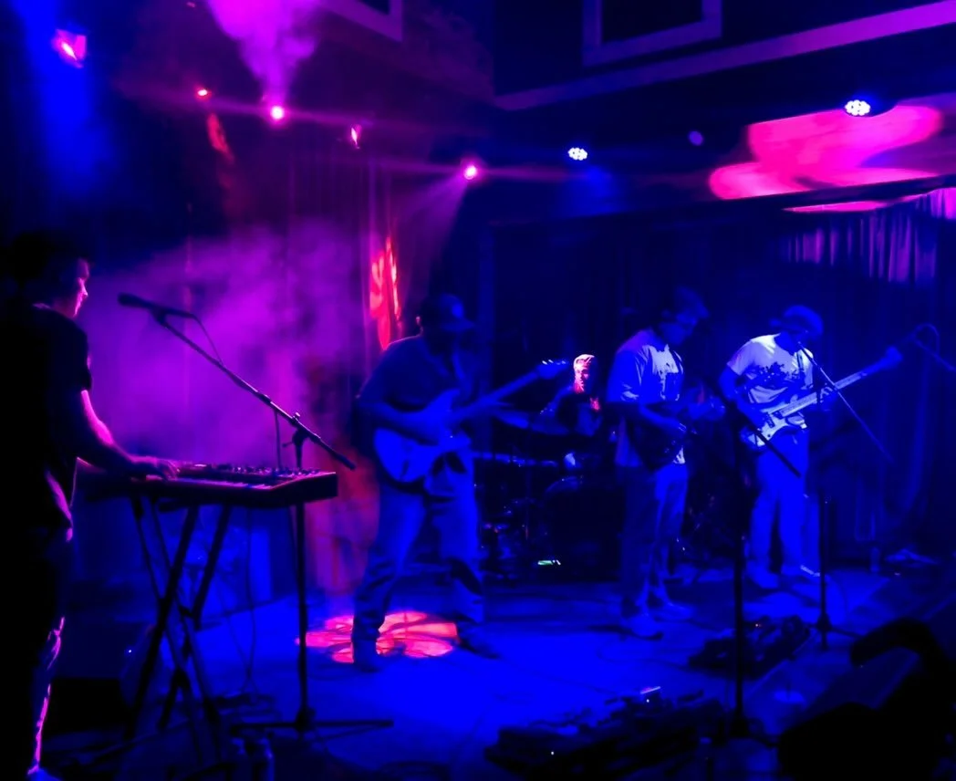 Doggone ! That was fun! Huge thanks to the @tigreislandroom team for putting together one heck of a Thursday night party. This is a gorgeous room with incredible sound and even cooler people. Massive shouts and many thanks to @kennebass for engineeri