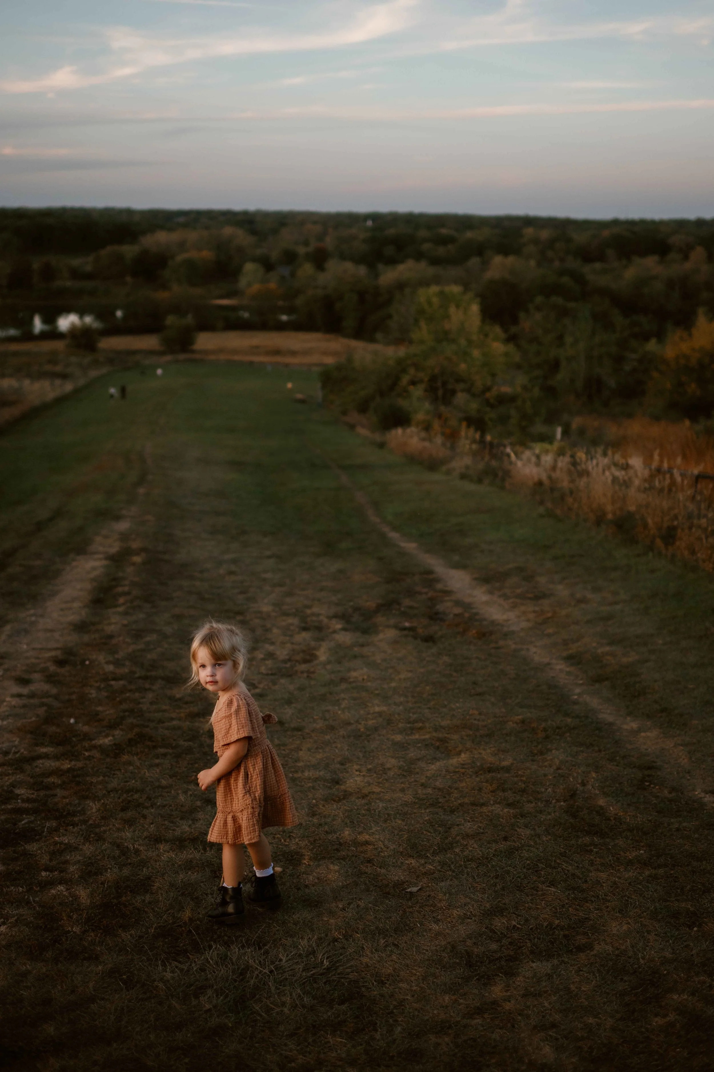 Blackwell-Forest-Preserve-Wheaton-IL-Family-Photos (49).jpg