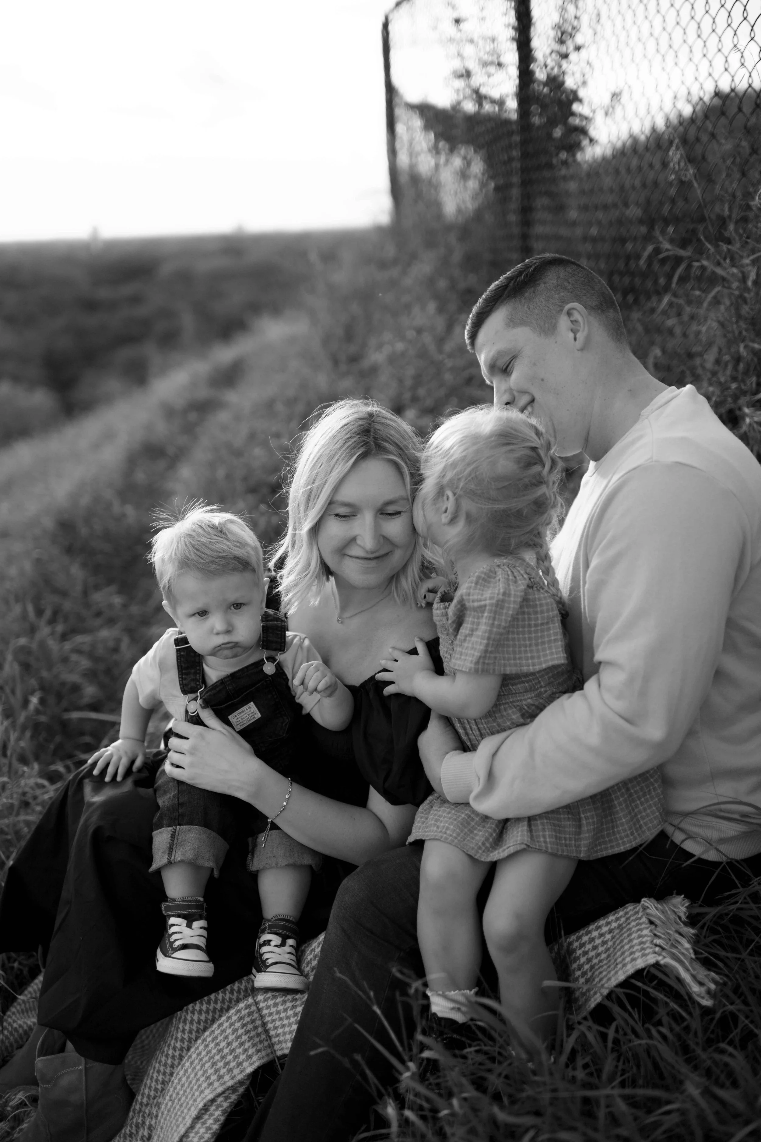 Blackwell-Forest-Preserve-Wheaton-IL-Family-Photos (33).jpg