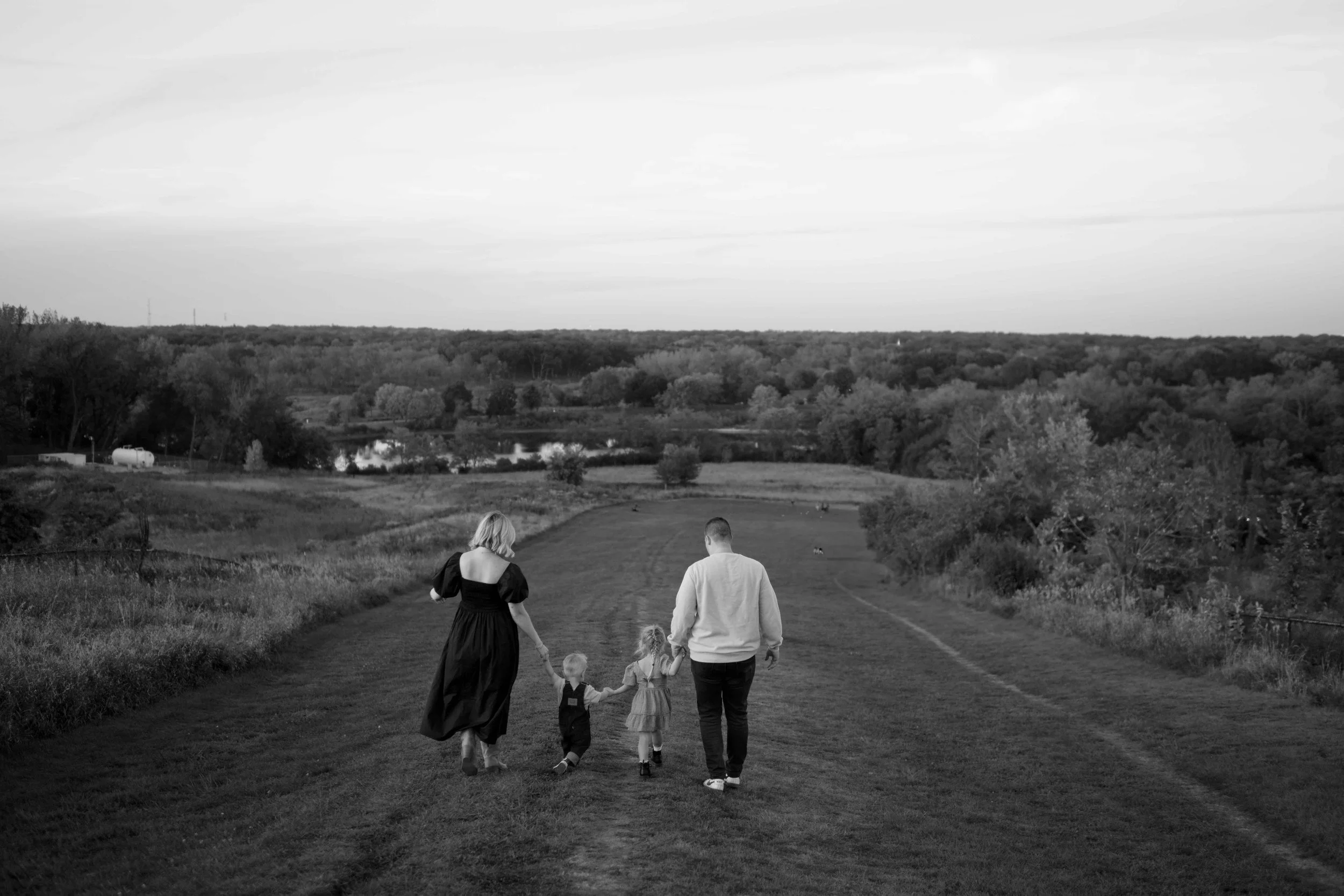 Blackwell-Forest-Preserve-Wheaton-IL-Family-Photos (55).jpg